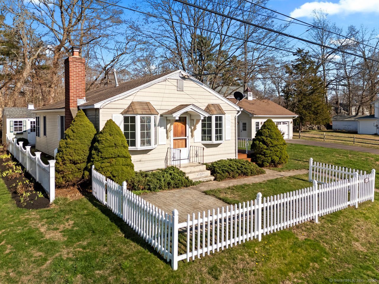 40 Billow Road
