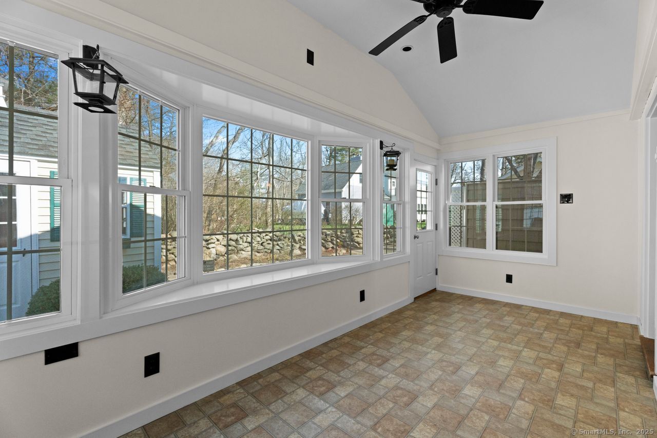 40 Billow Road