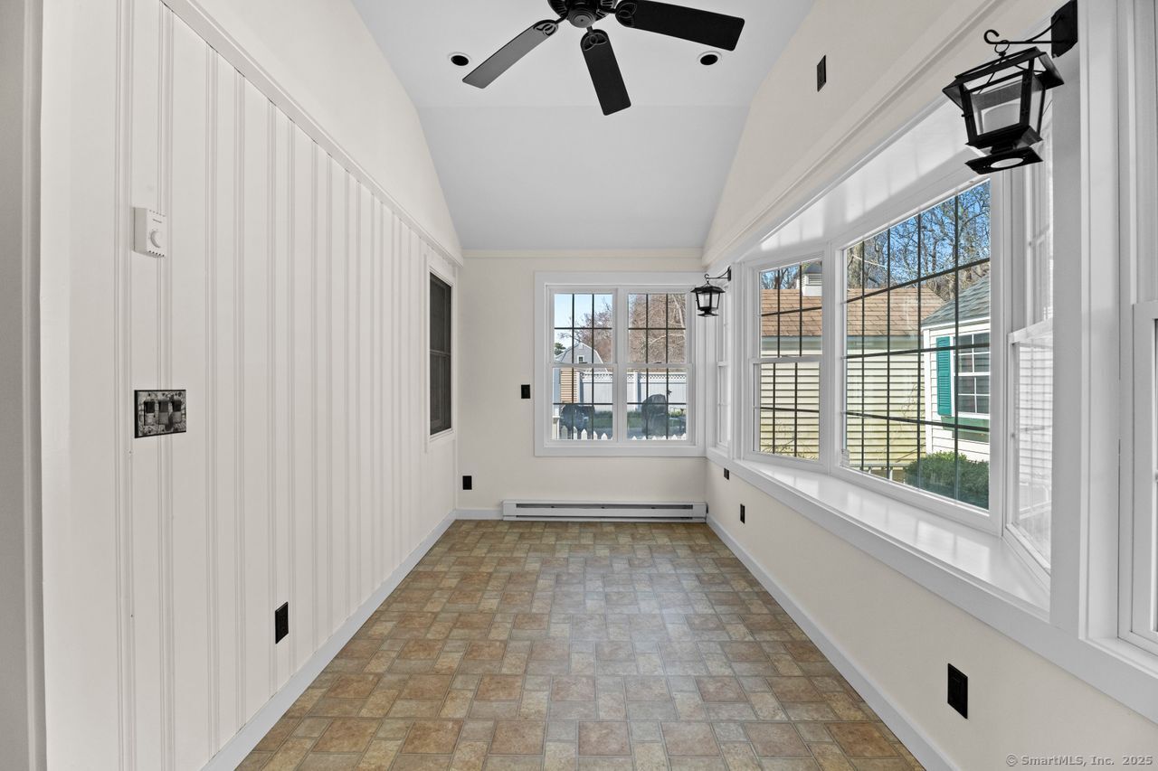 40 Billow Road