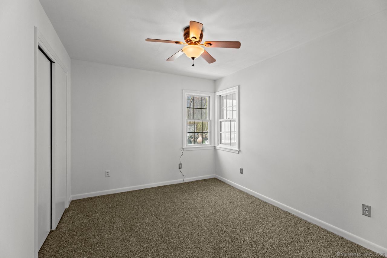 40 Billow Road
