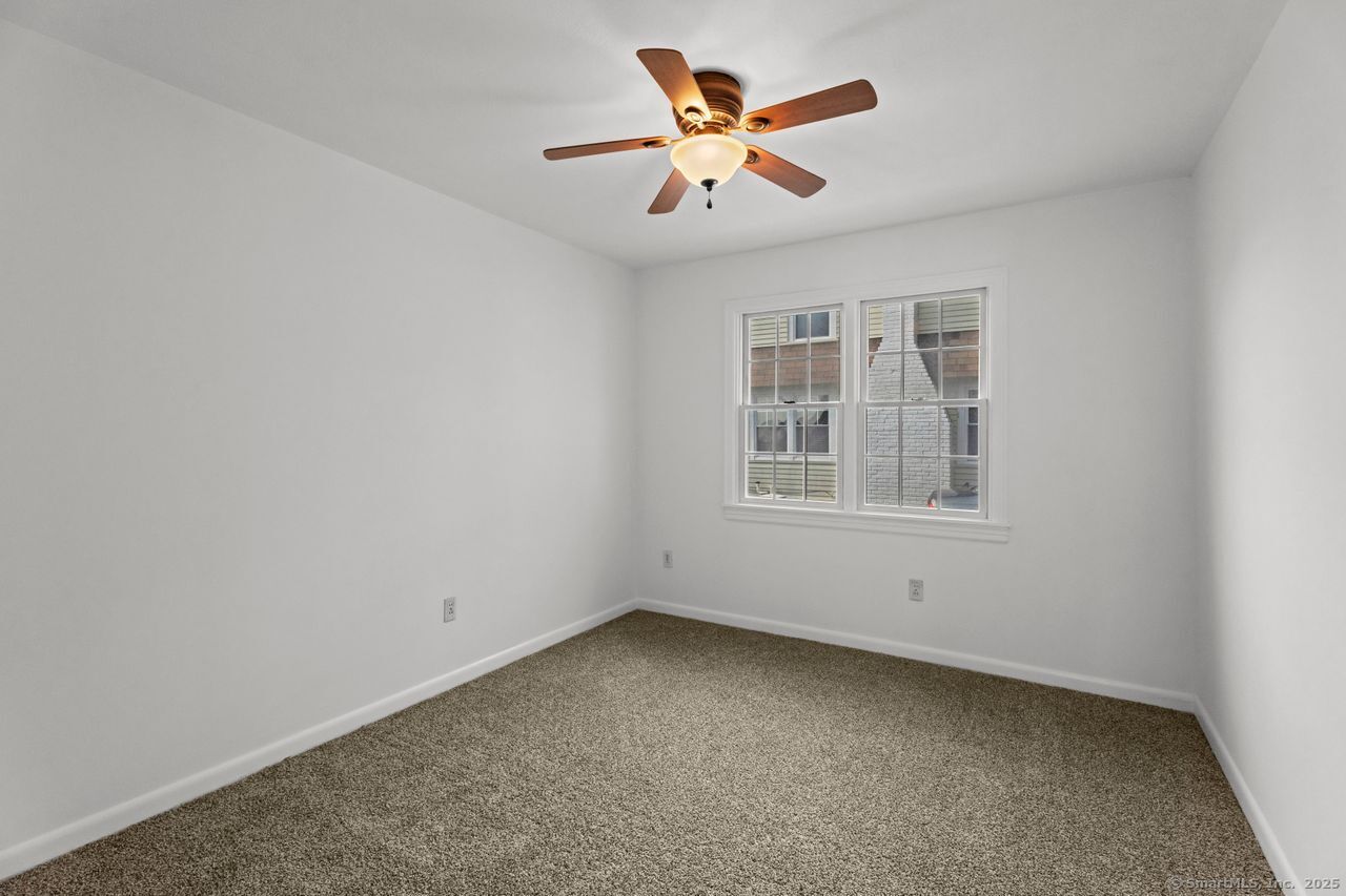 40 Billow Road
