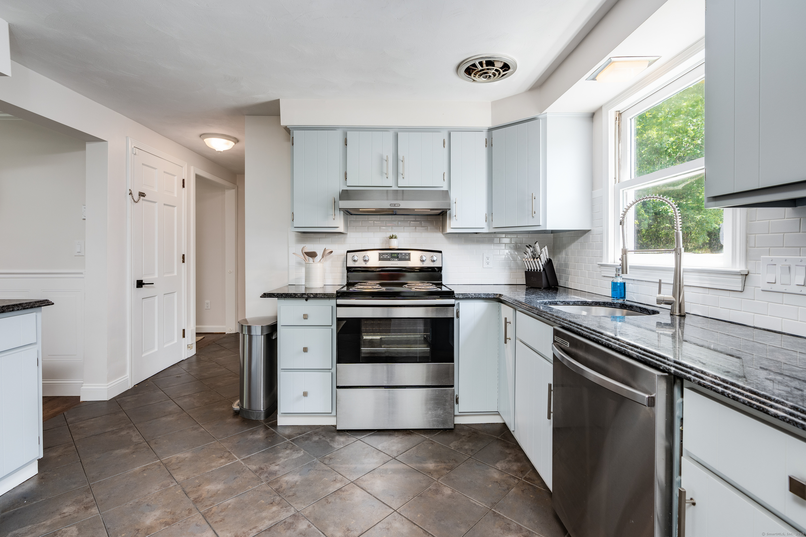 65 Boston Post Road