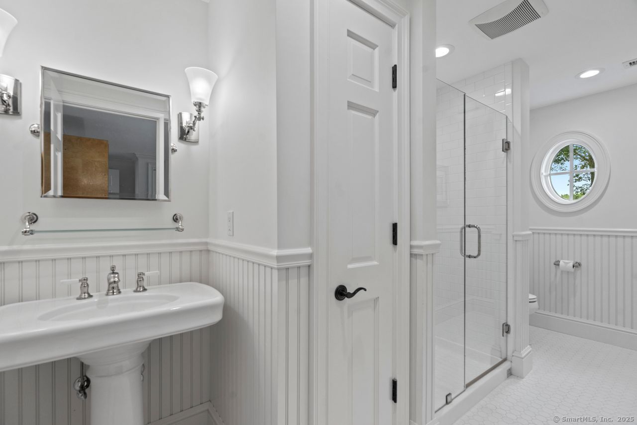 205 & 206 Fox Hopyard Road