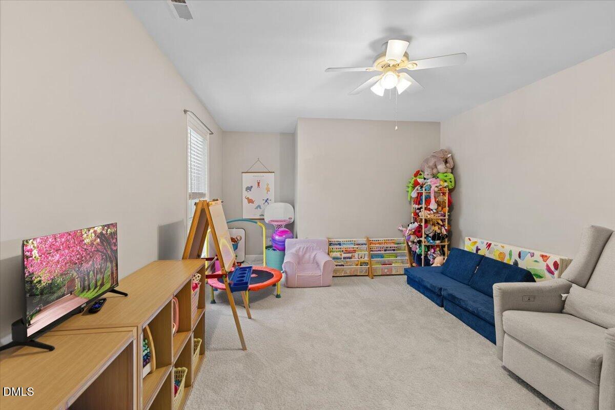 2817 Crystal Oaks Lane