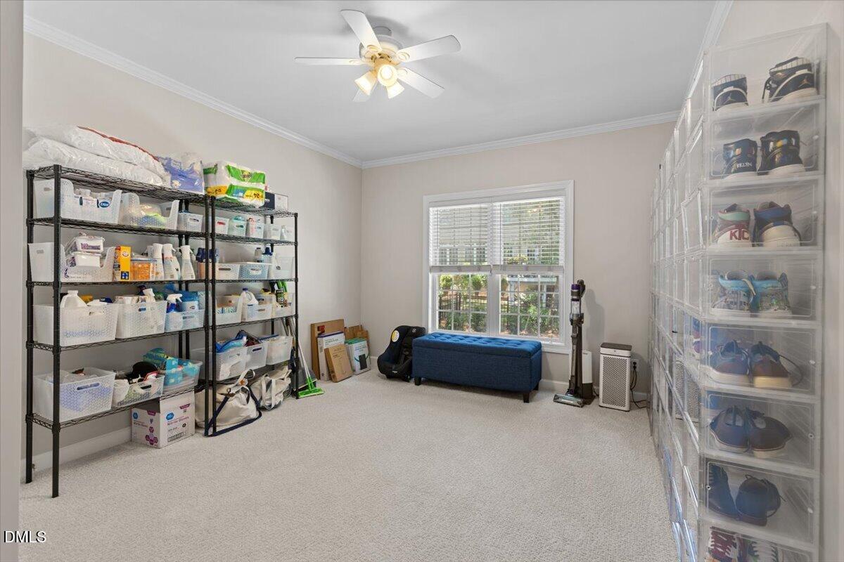 2817 Crystal Oaks Lane