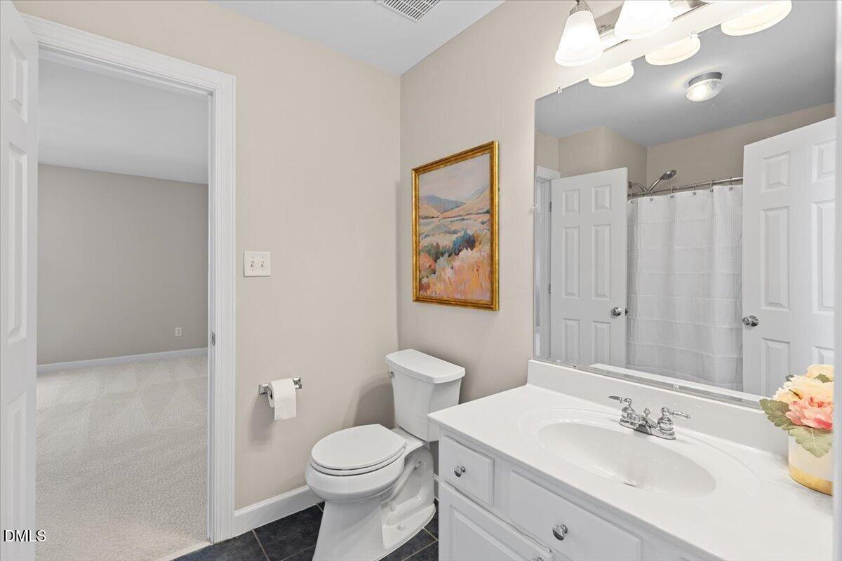 2817 Crystal Oaks Lane