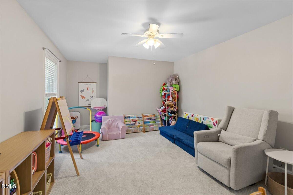 2817 Crystal Oaks Lane
