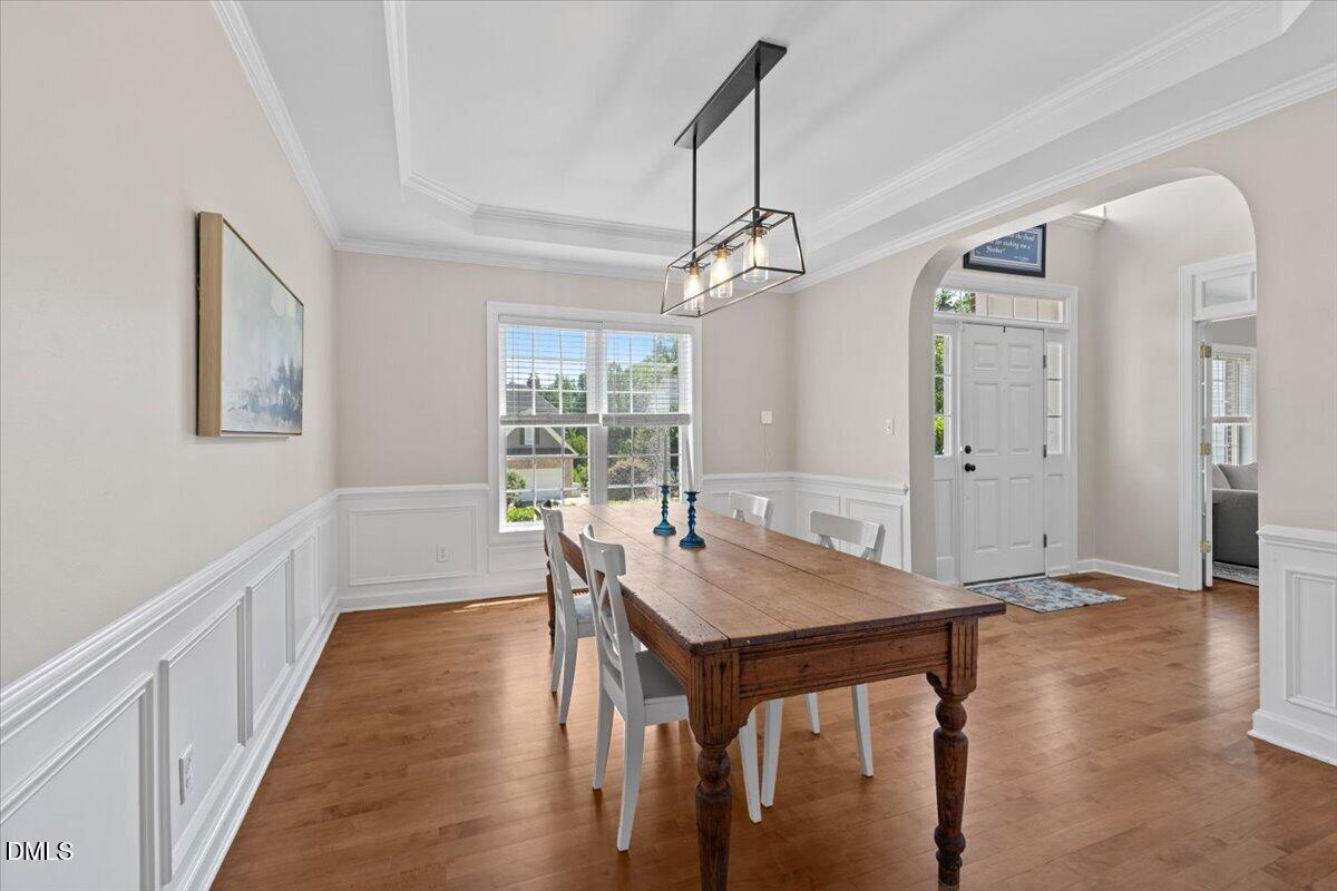 2817 Crystal Oaks Lane