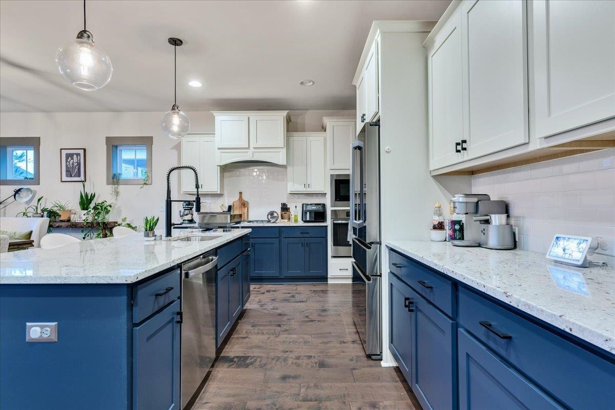2409 Glade Mill Court