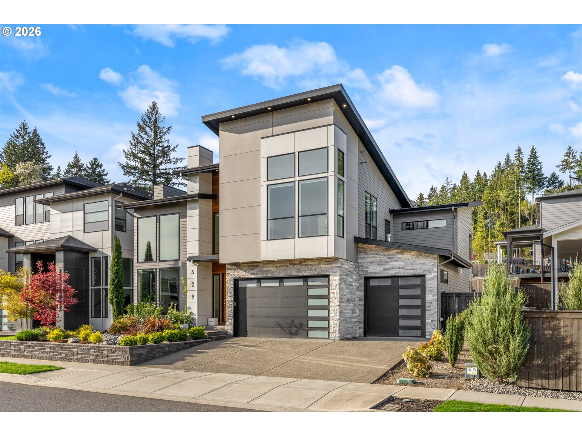 529 NE Province DR