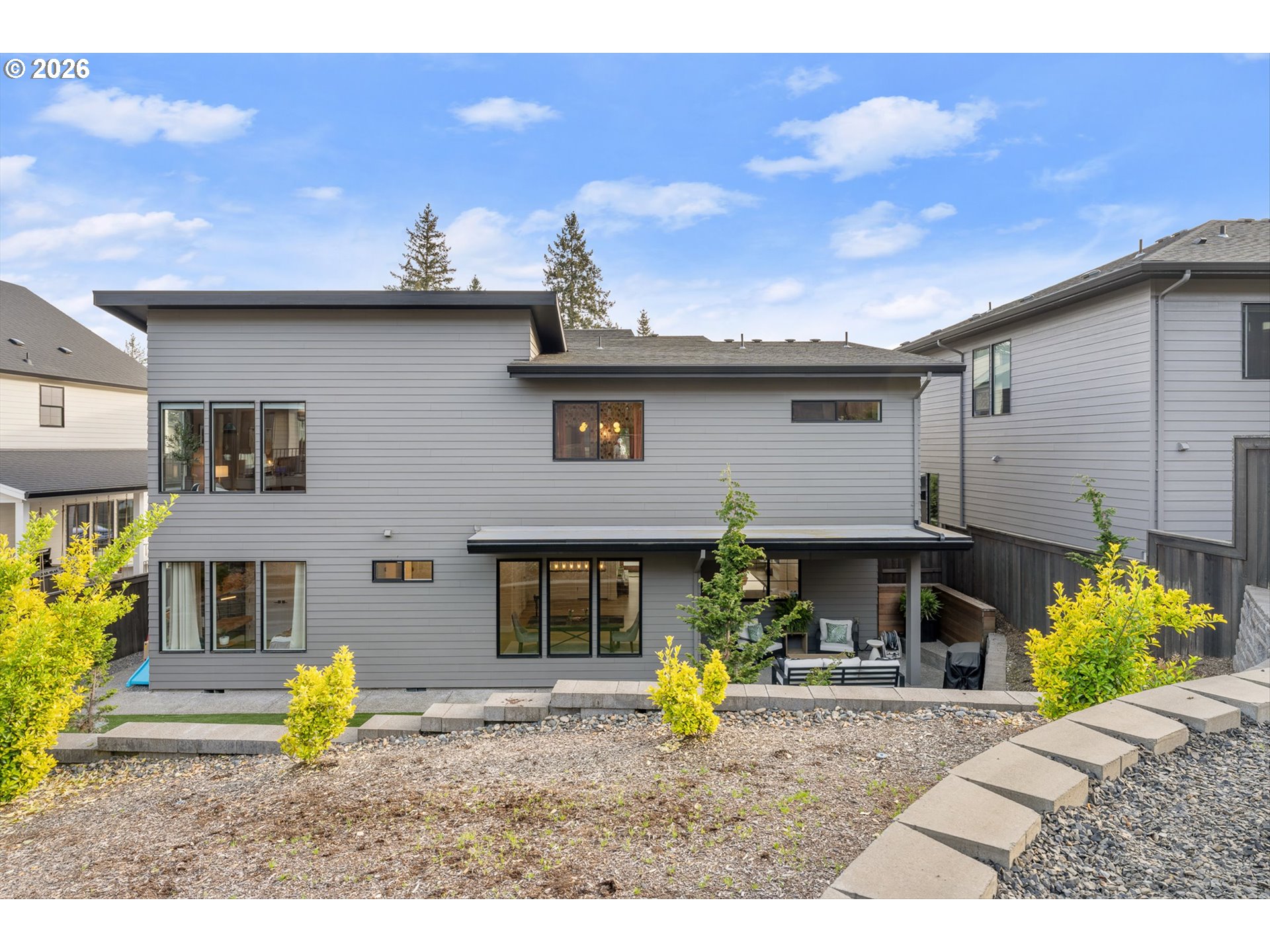 529 NE Province DR