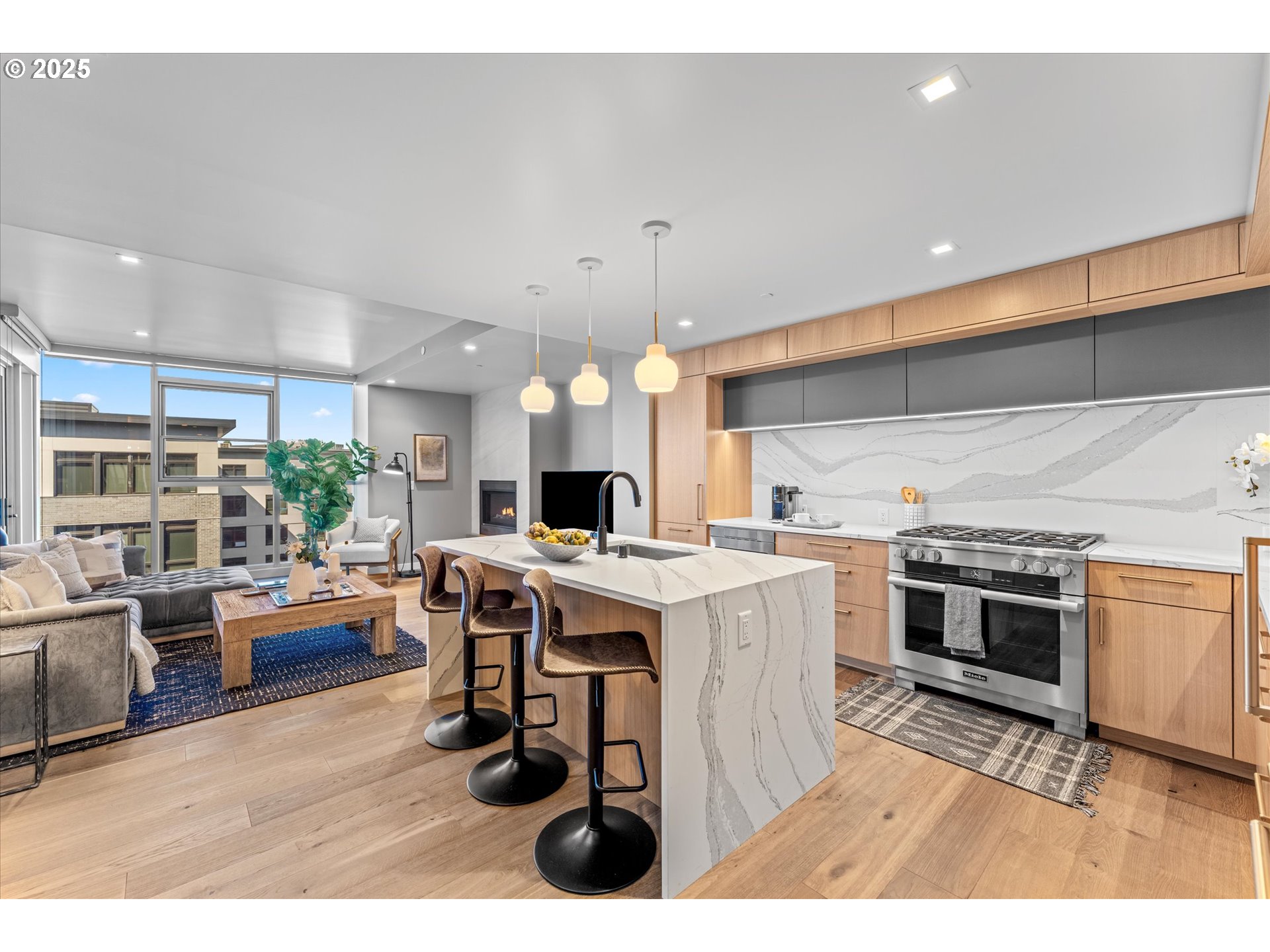 590 WATERFRONT WAY 700