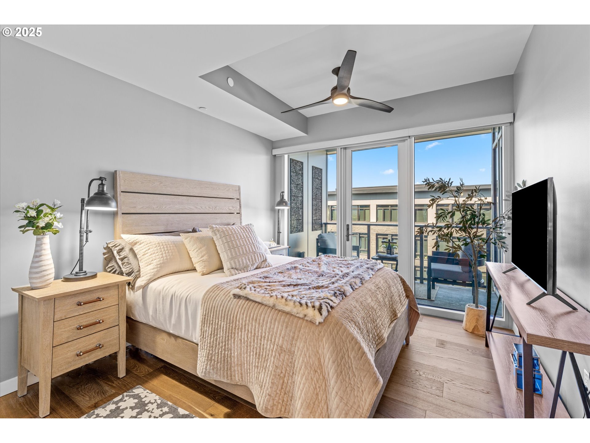 590 WATERFRONT WAY 700