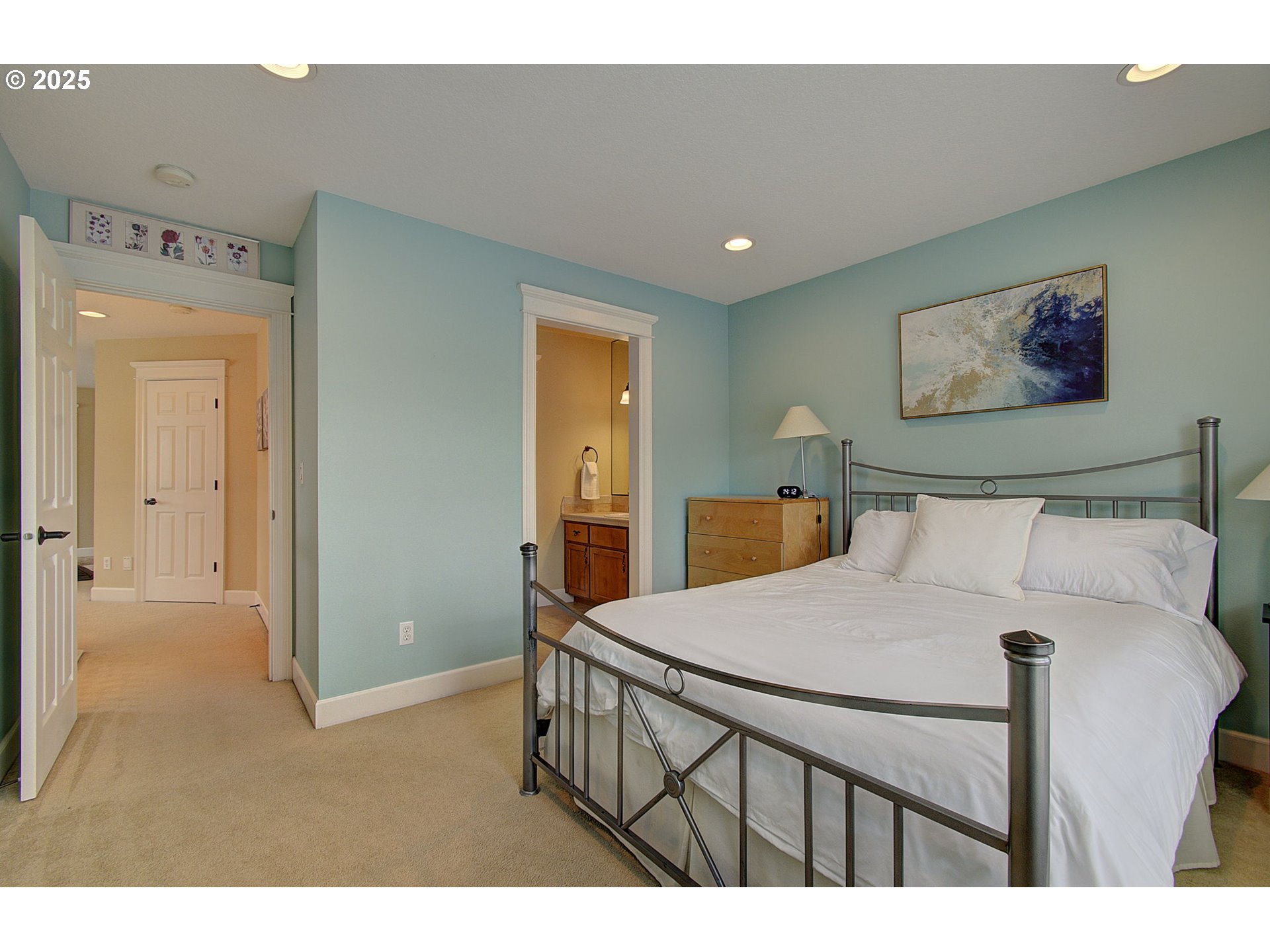 3313 NW Sierra