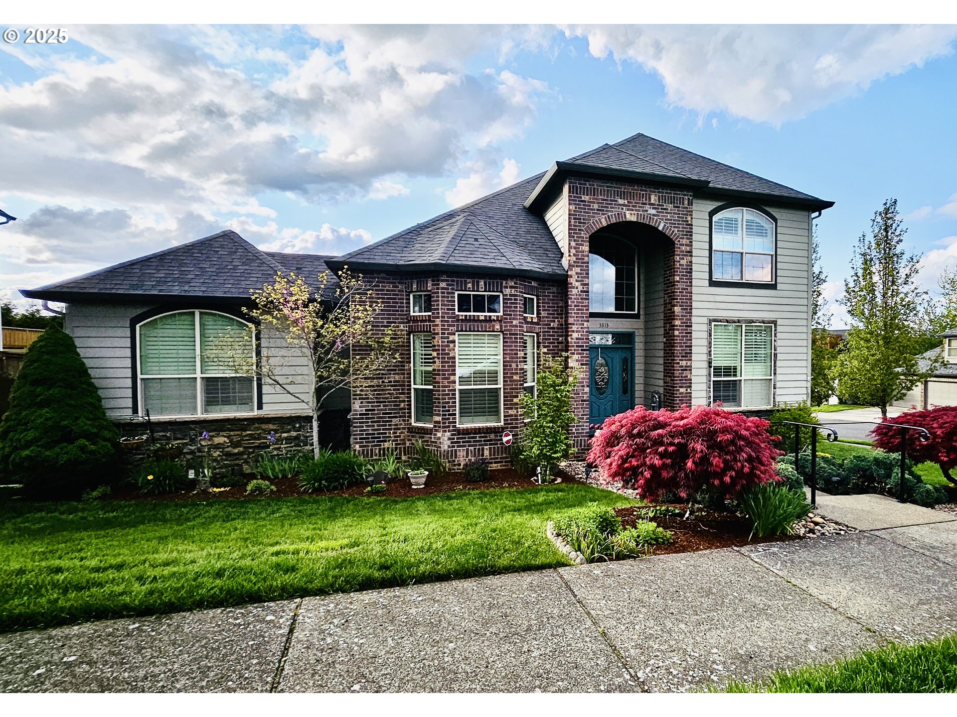 3313 NW Sierra