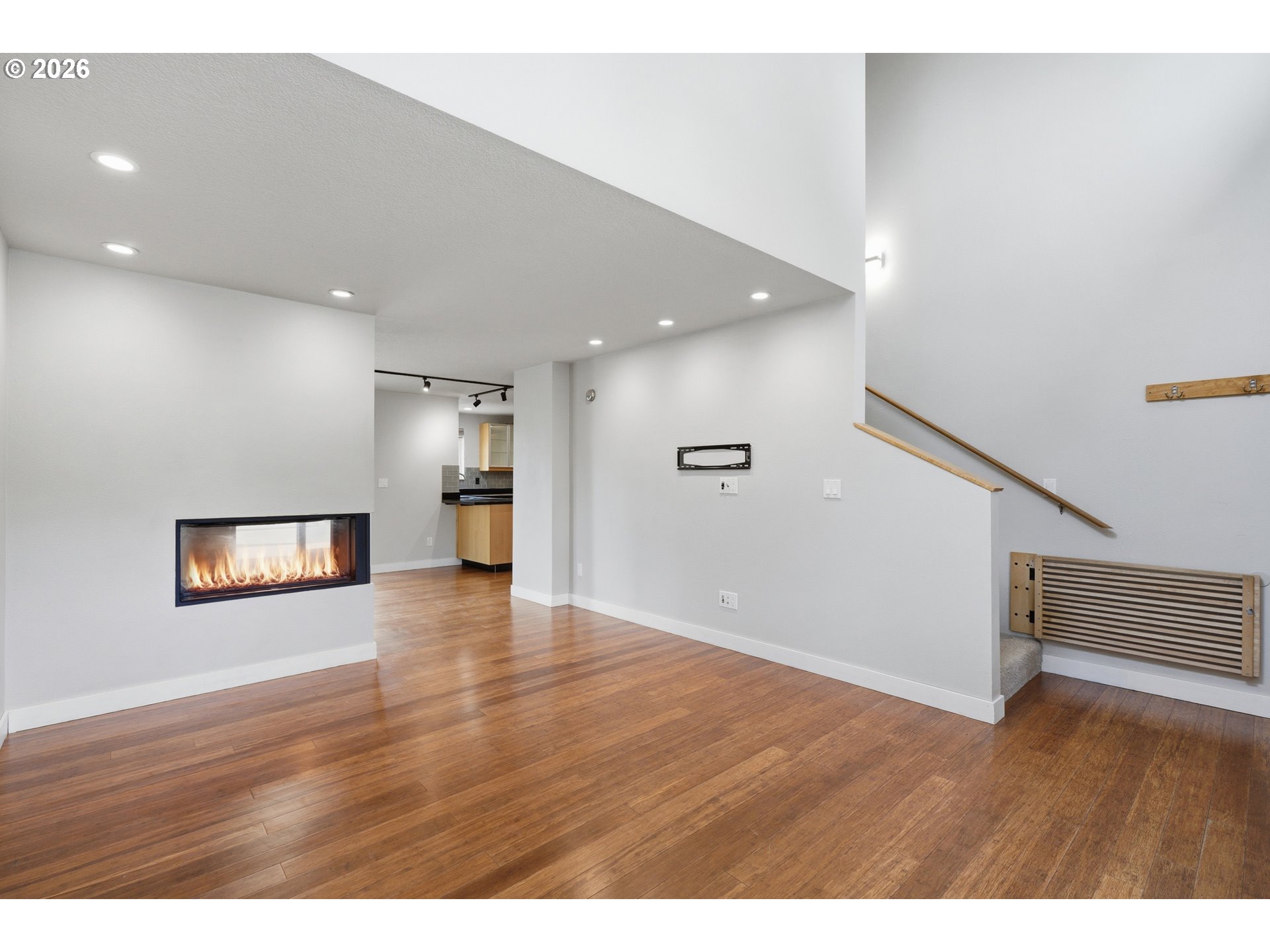 3340 NW JULIA ST