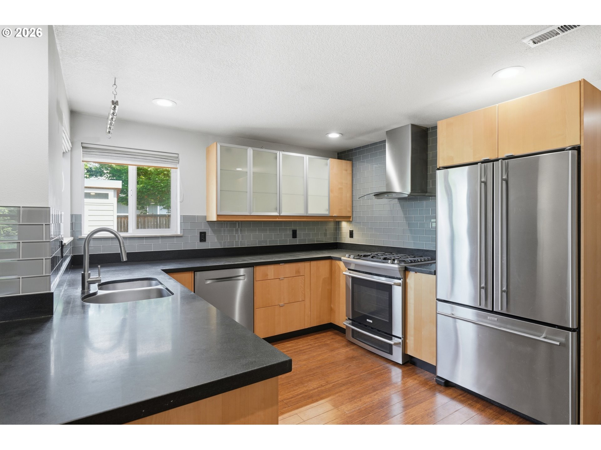3340 NW JULIA ST