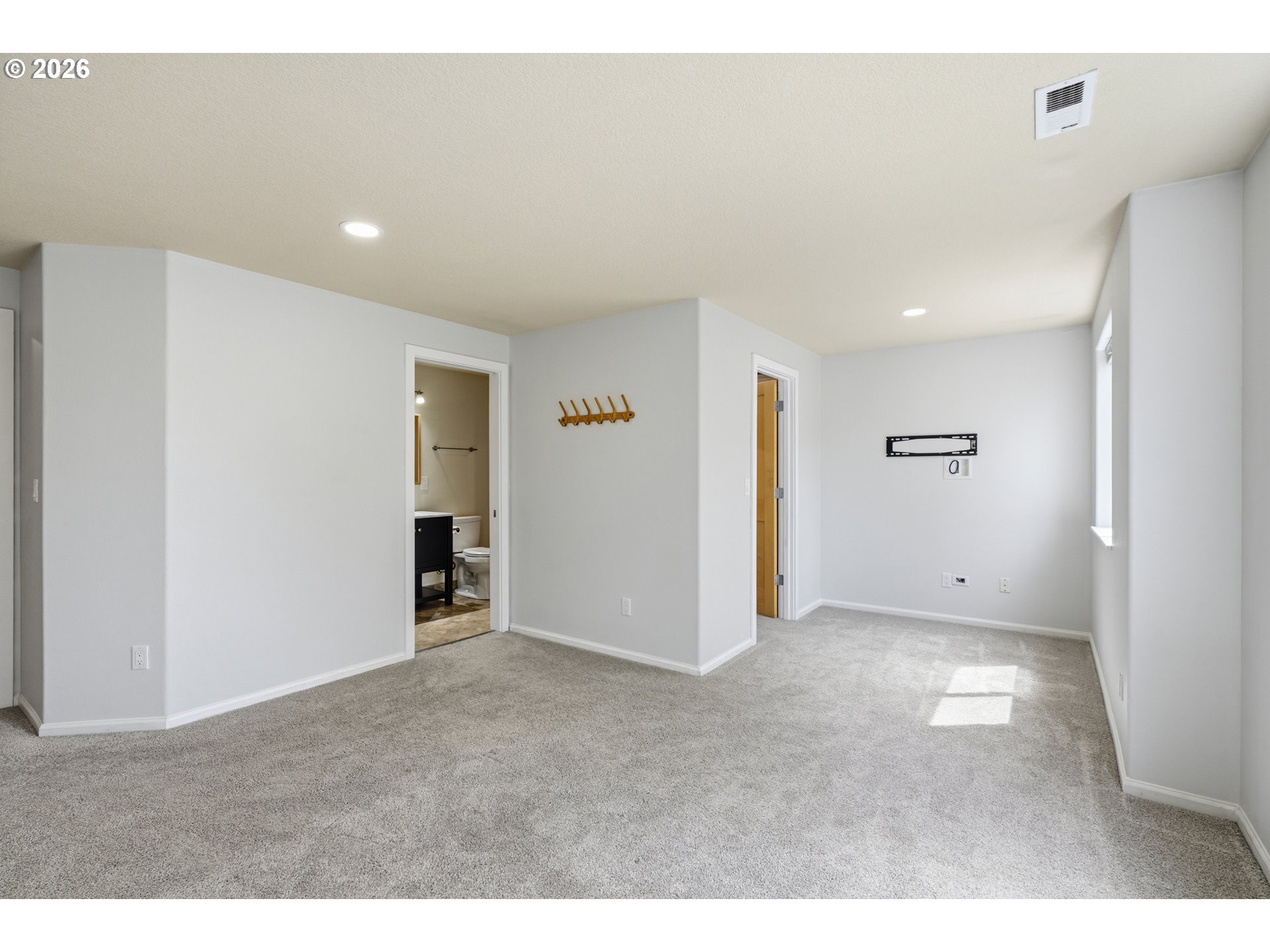 3340 NW JULIA ST