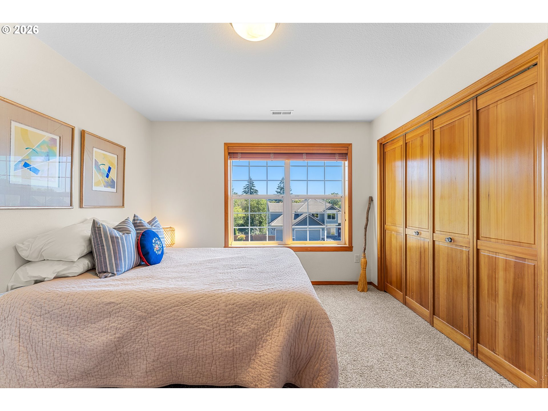 639 NW FREMONT ST