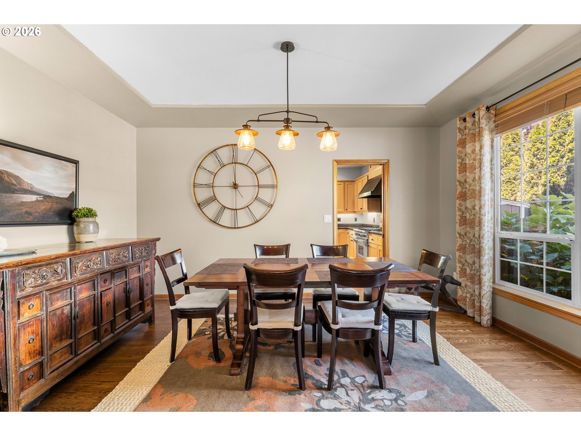 639 NW FREMONT ST