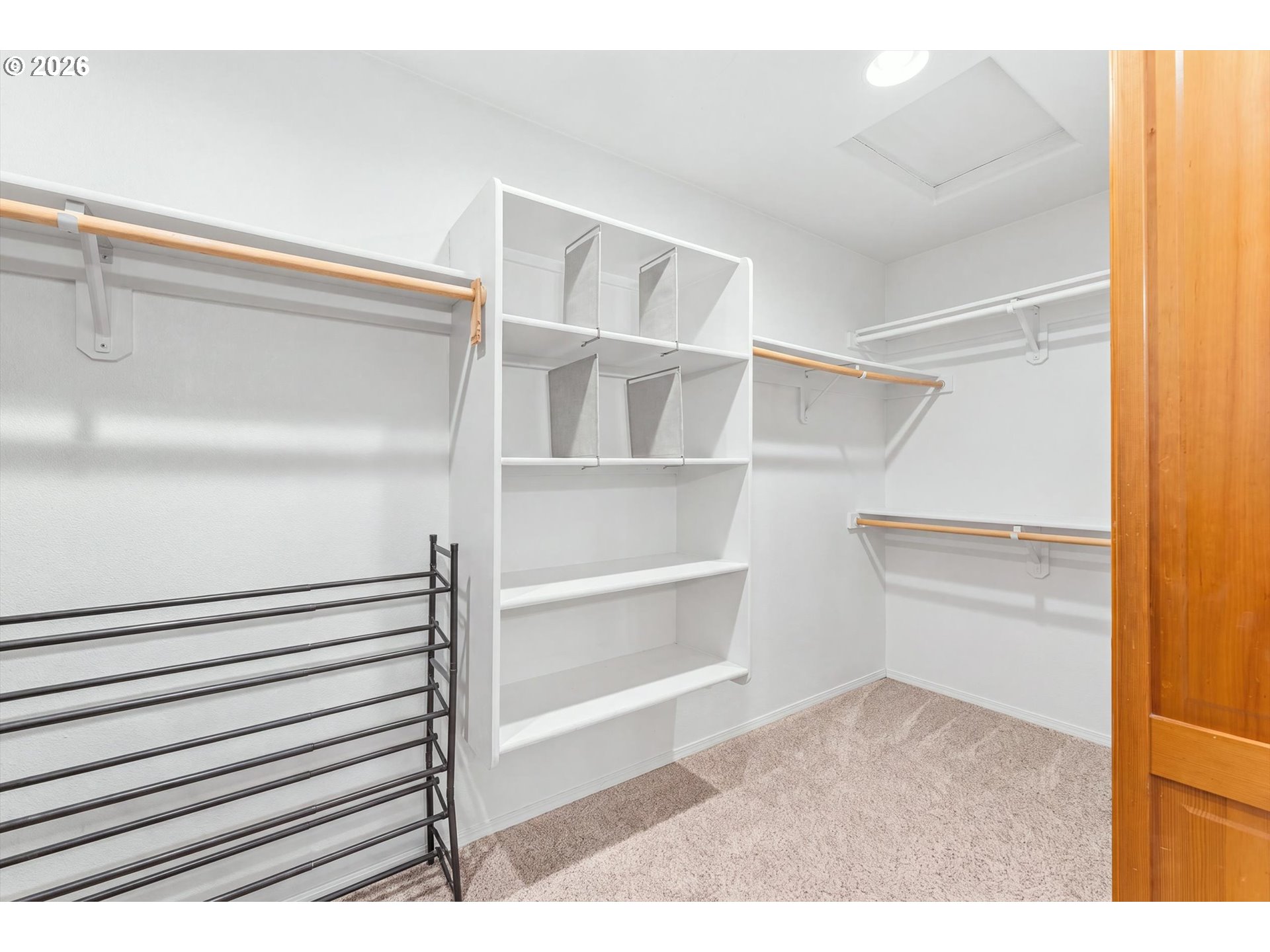 639 NW FREMONT ST