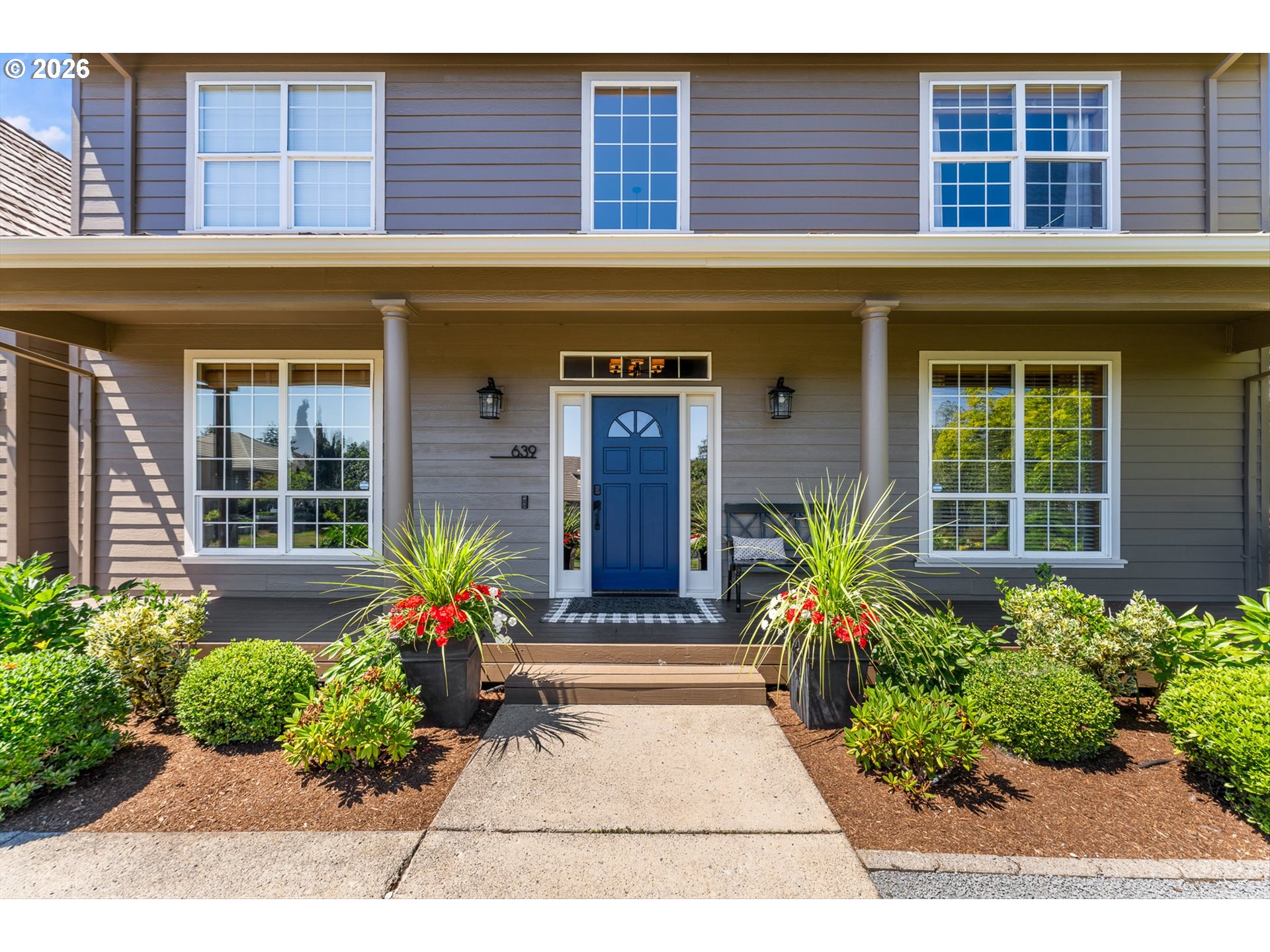 639 NW FREMONT ST