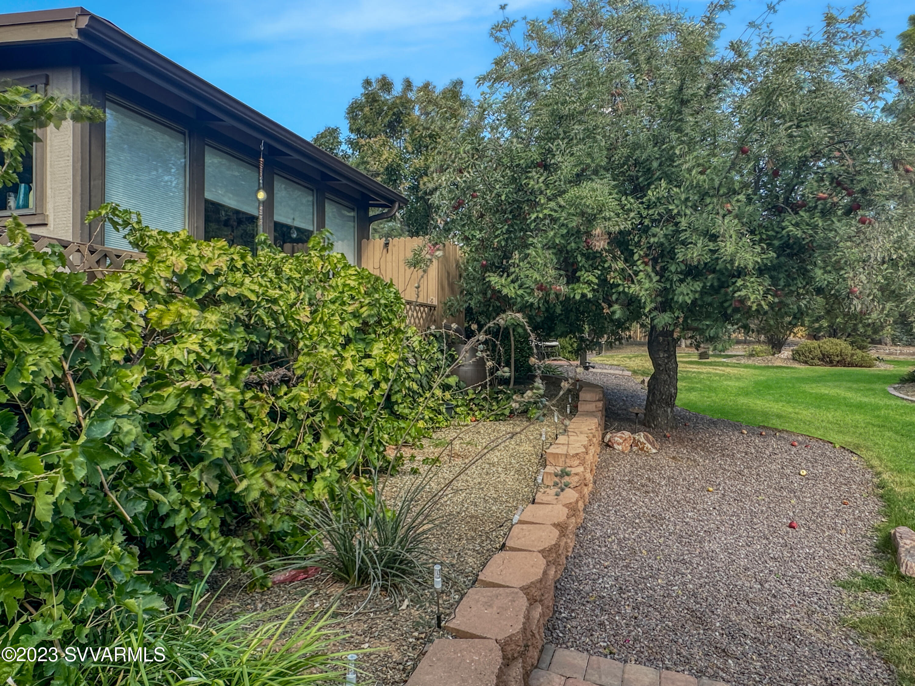 90 Hohokam Drive