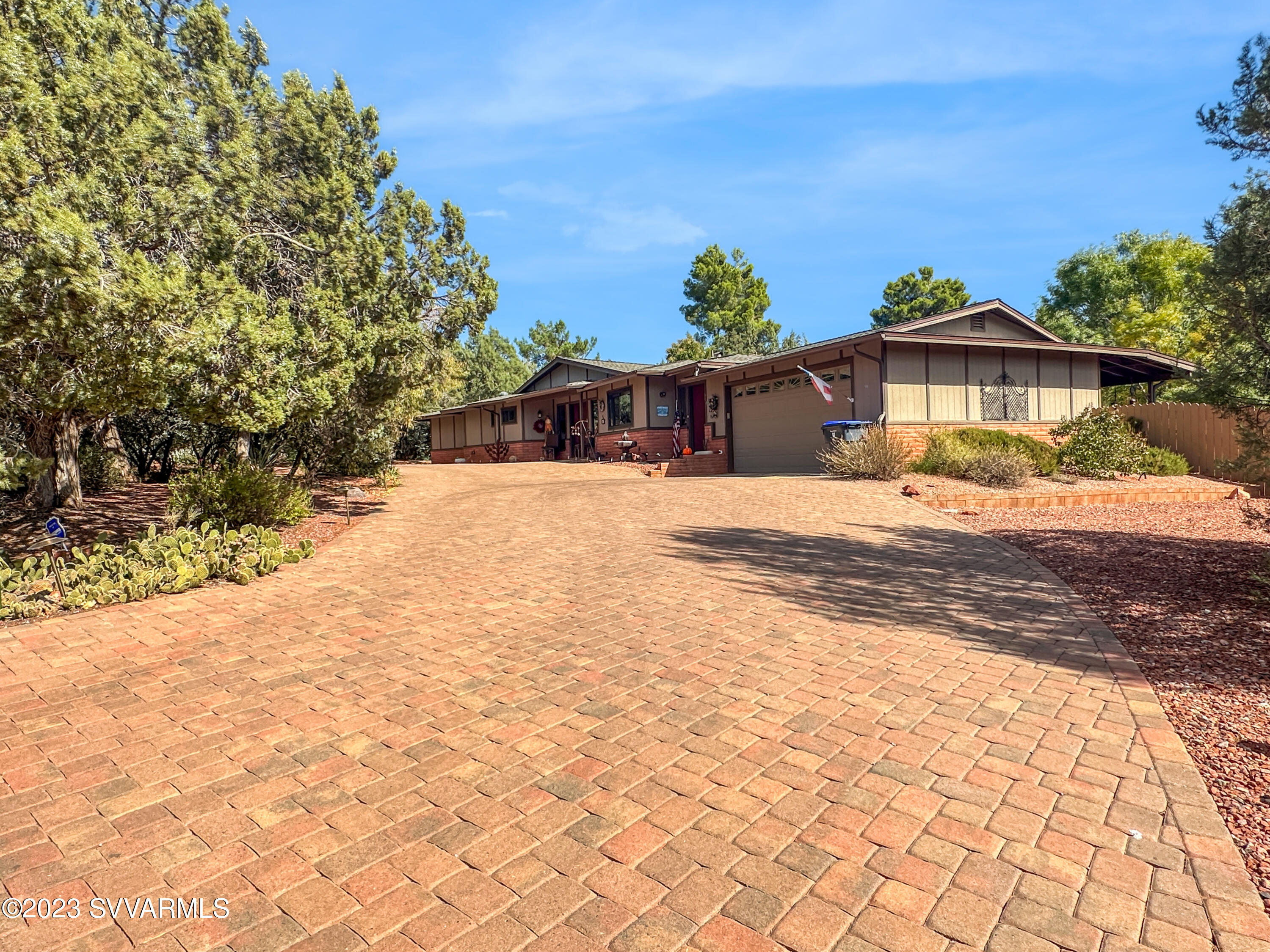 90 Hohokam Drive