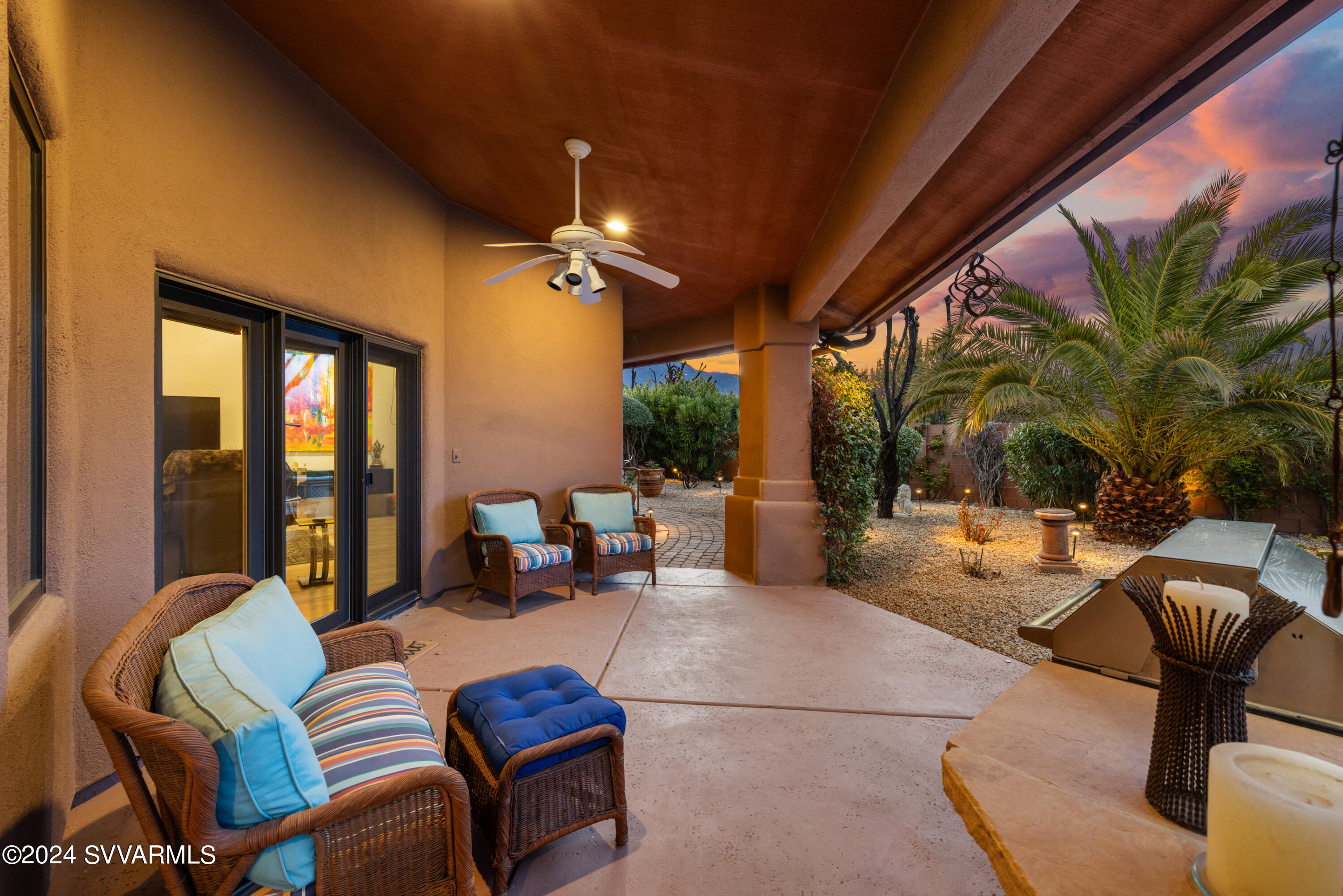 2665 S Peaktop View Drive