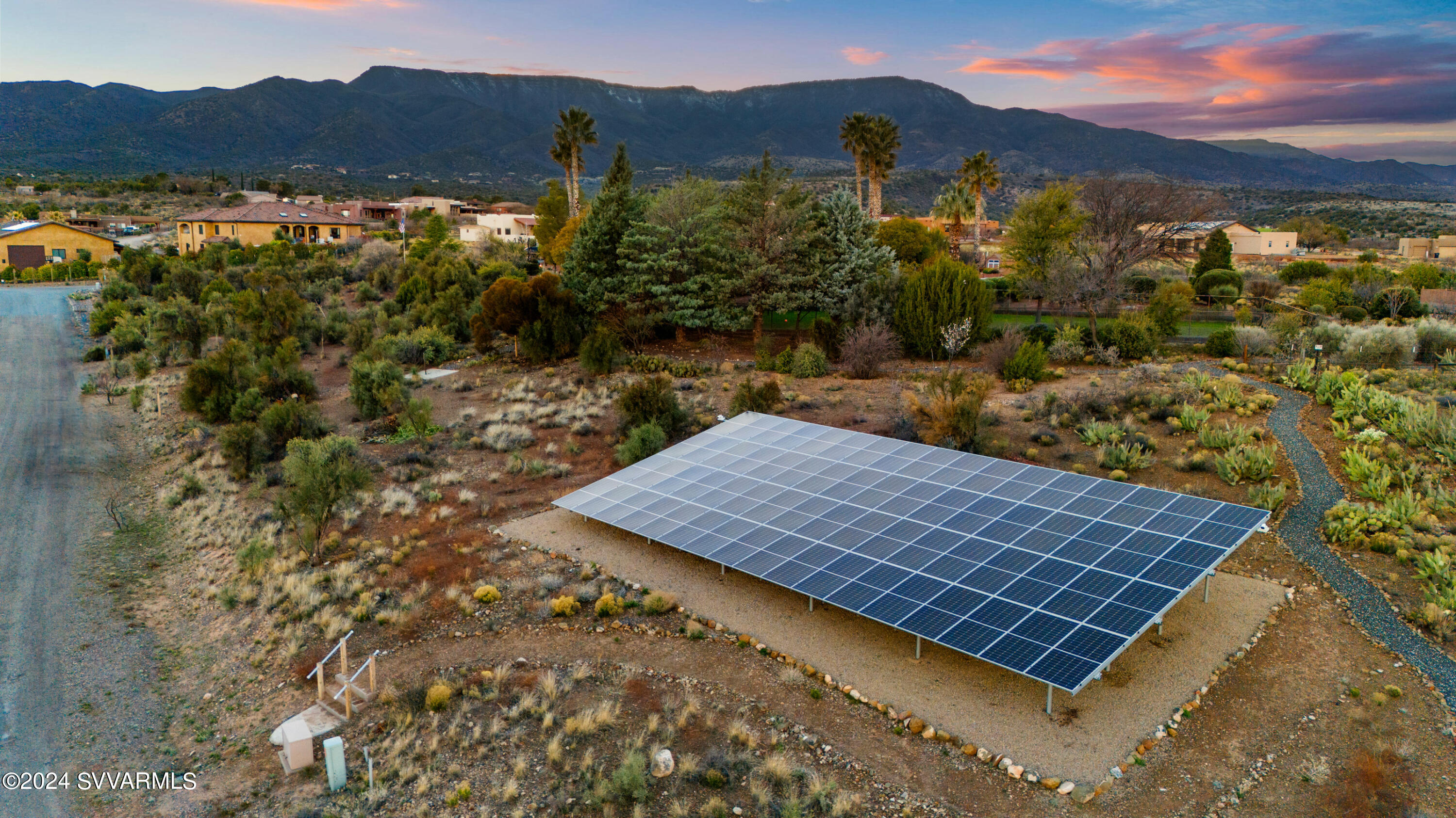 2665 S Peaktop View Drive