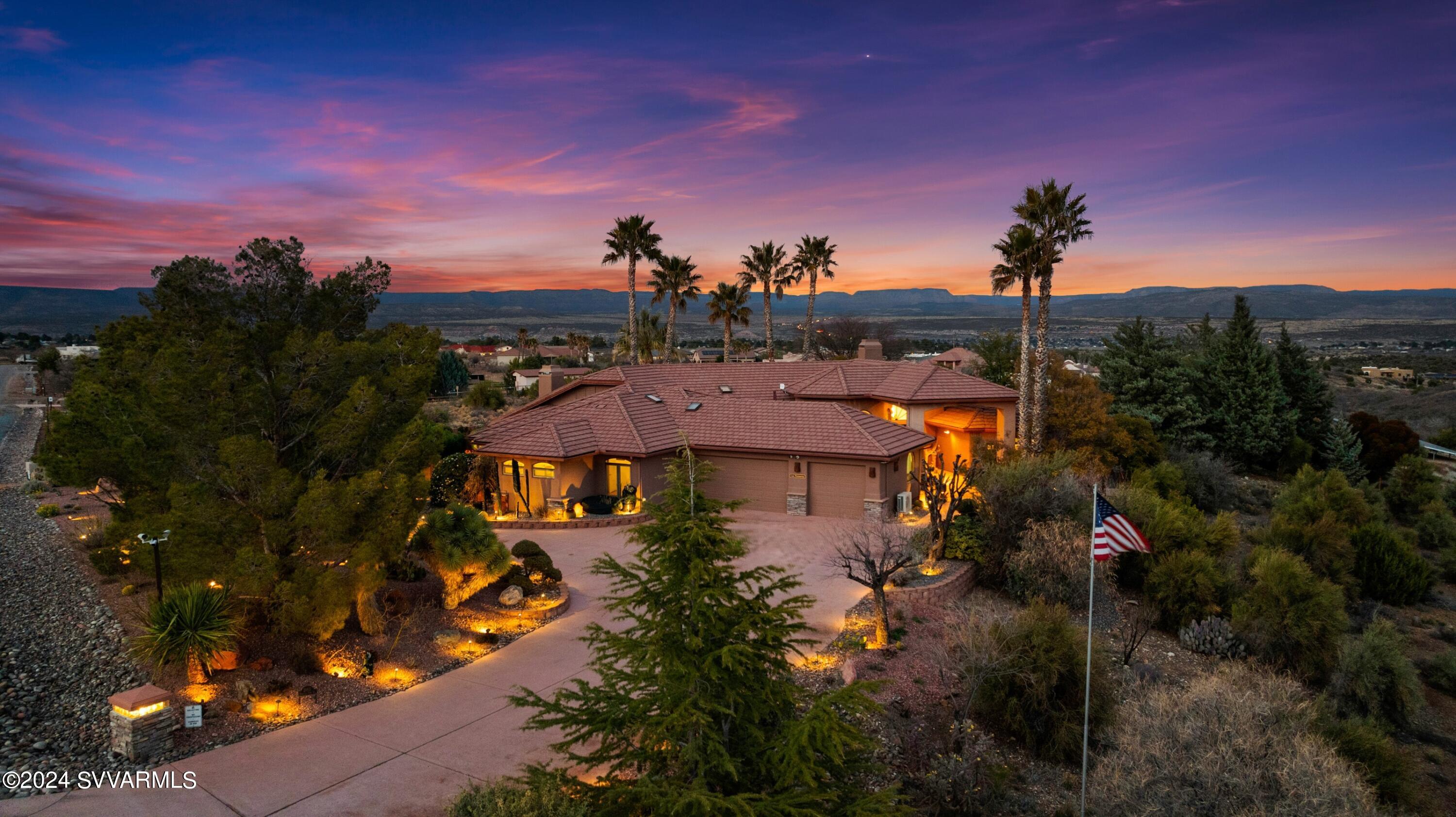 2665 S Peaktop View Drive