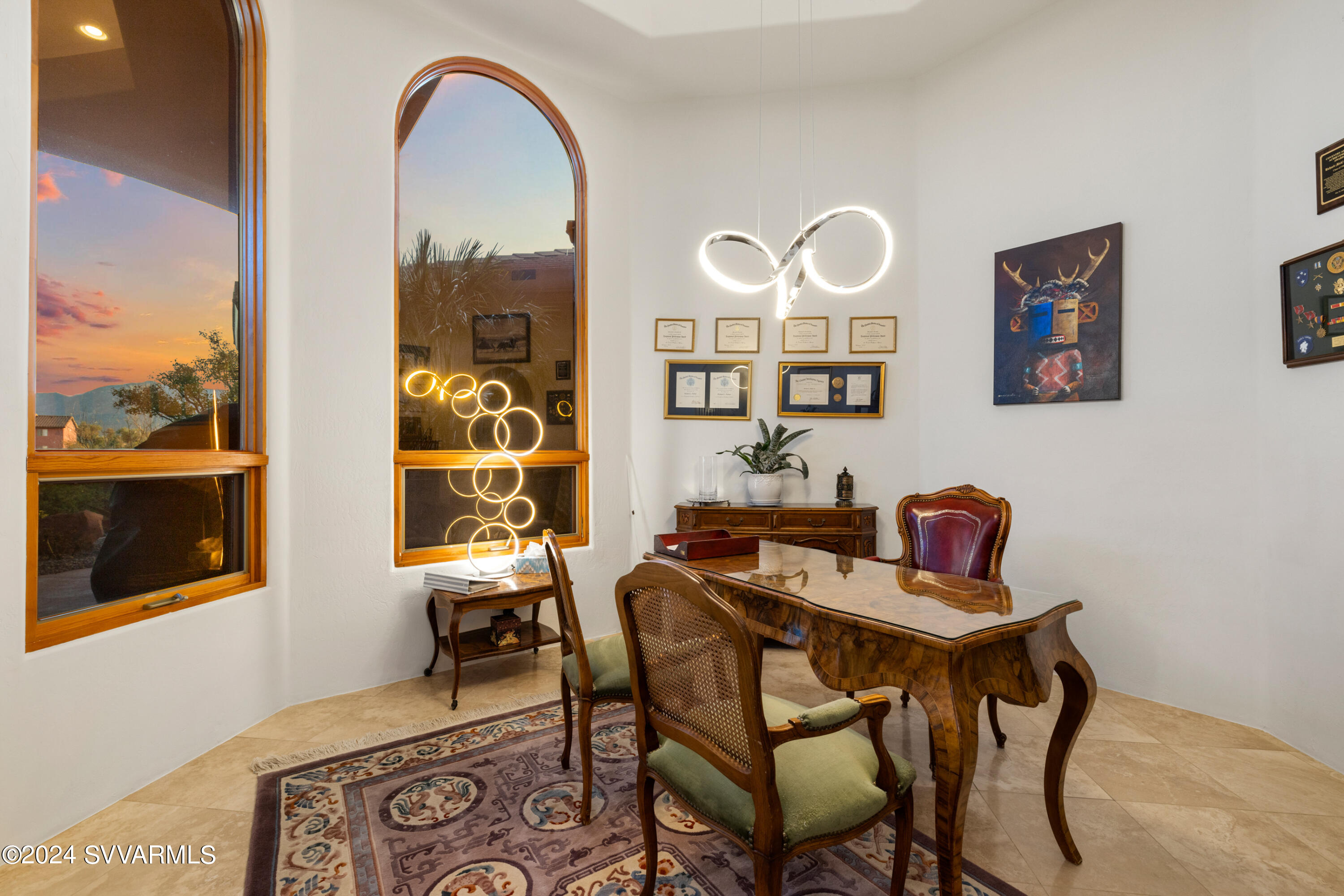 2665 S Peaktop View Drive