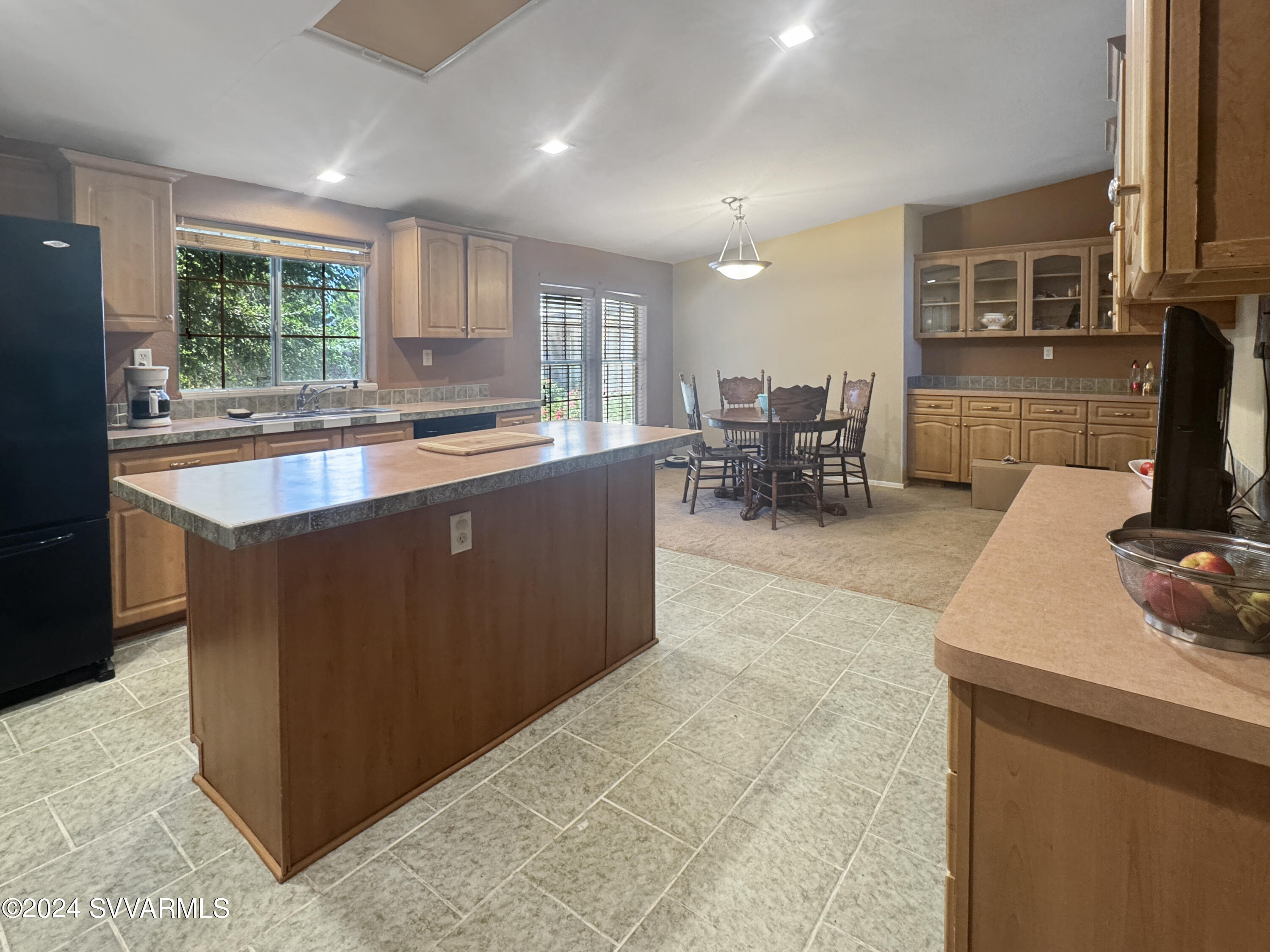 1120 S Territory Trail