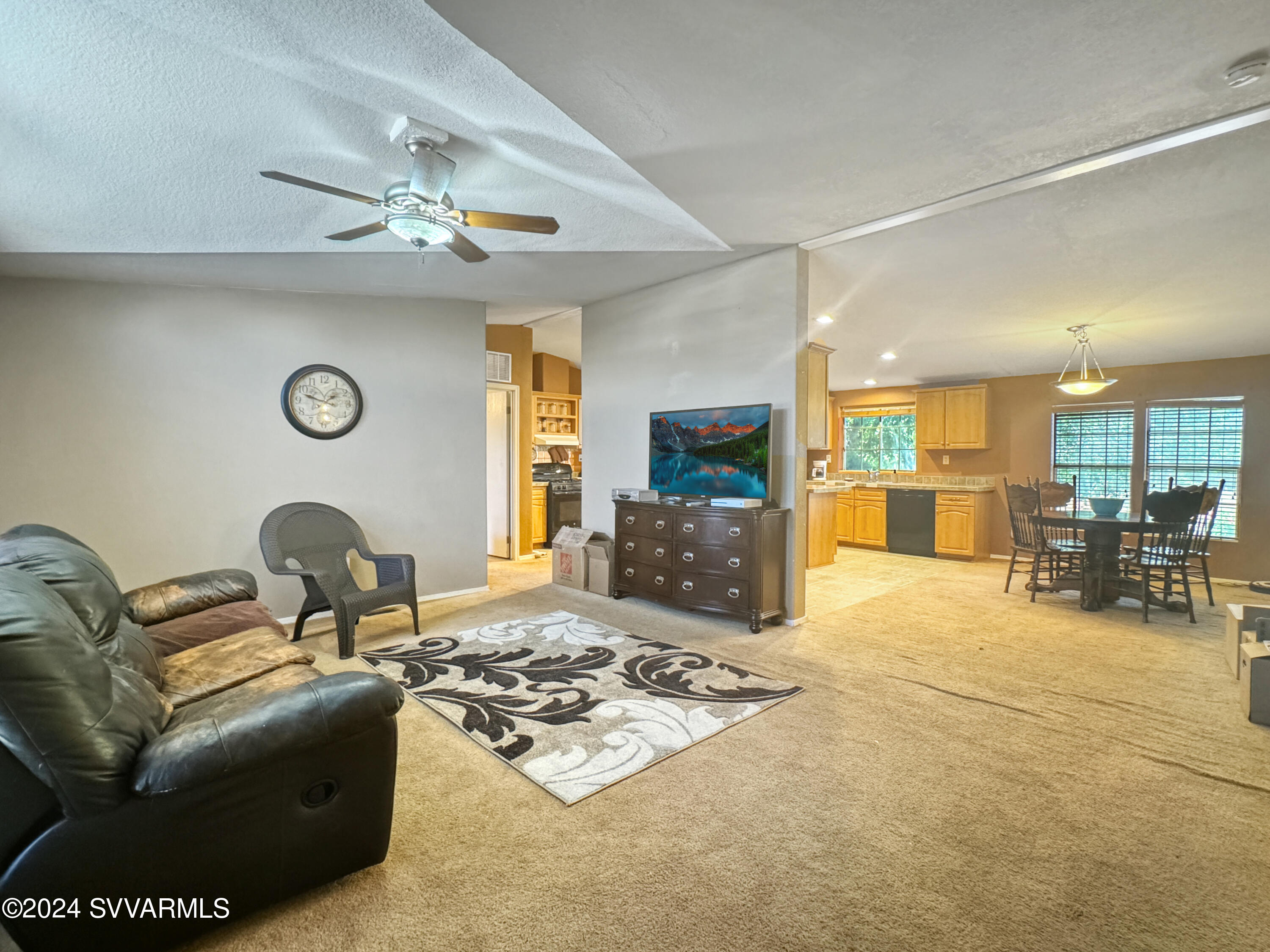 1120 S Territory Trail