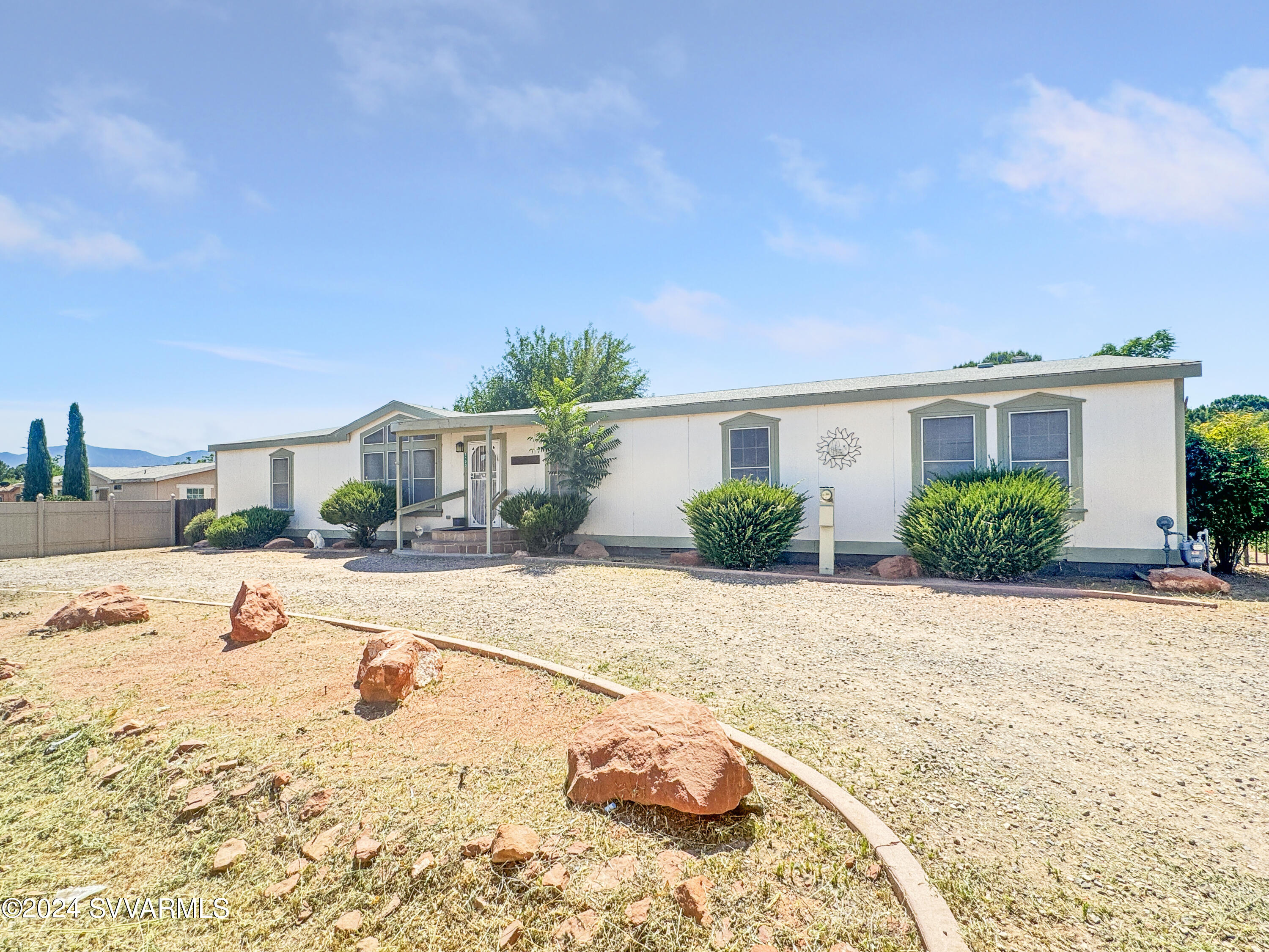 1120 S Territory Trail