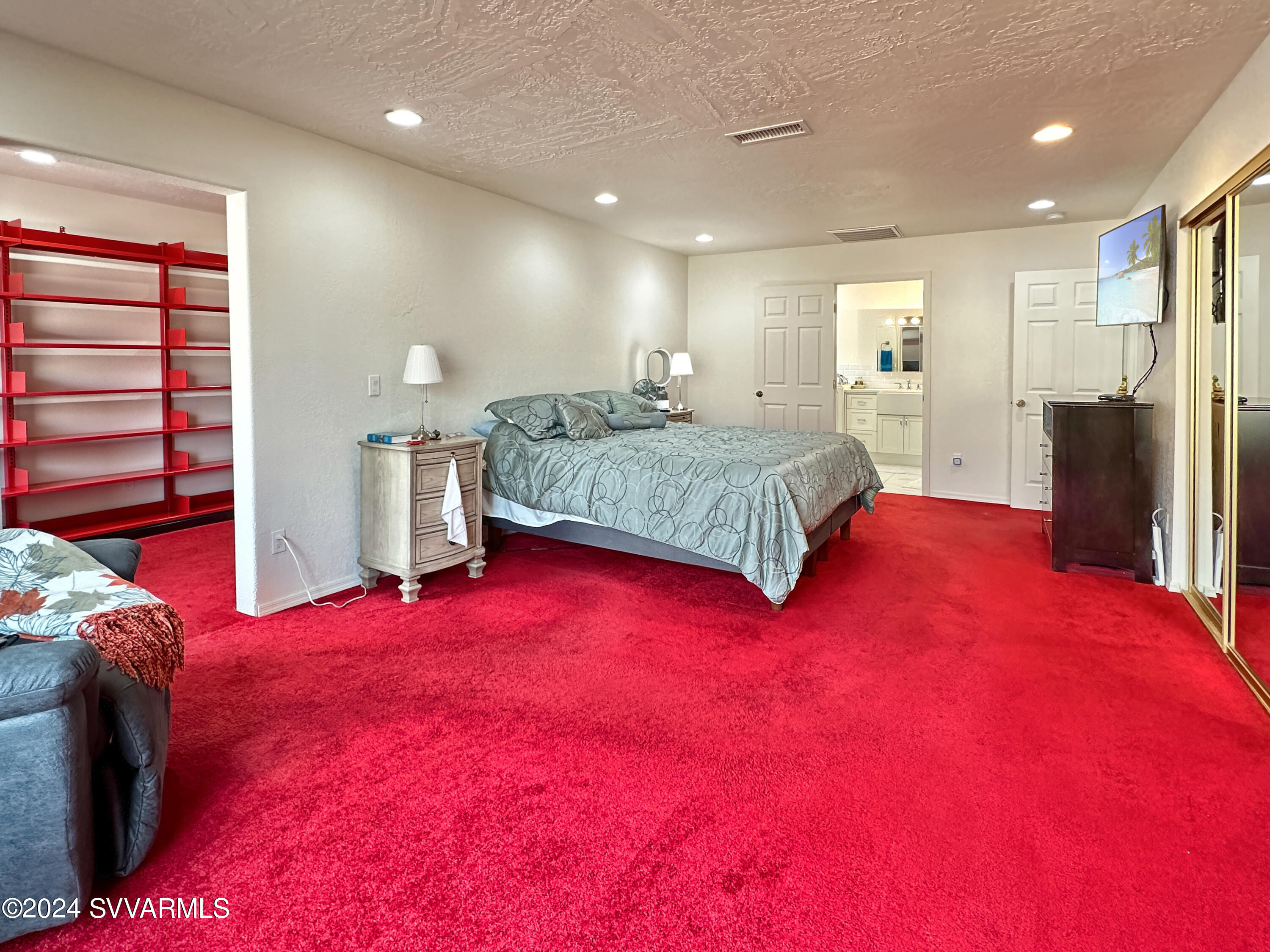 10600 E Valley View Drive