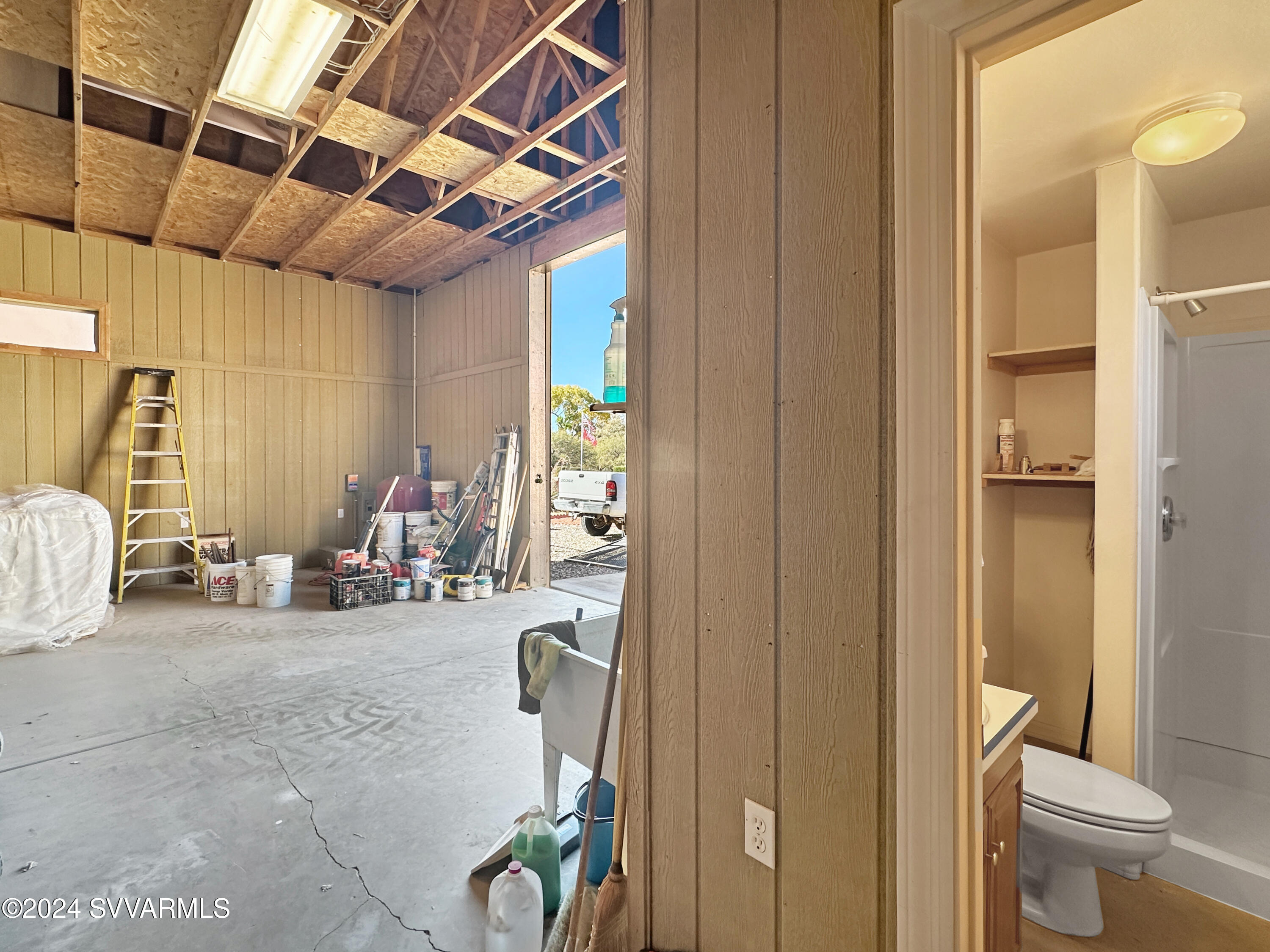 3695 E Juniper Drive