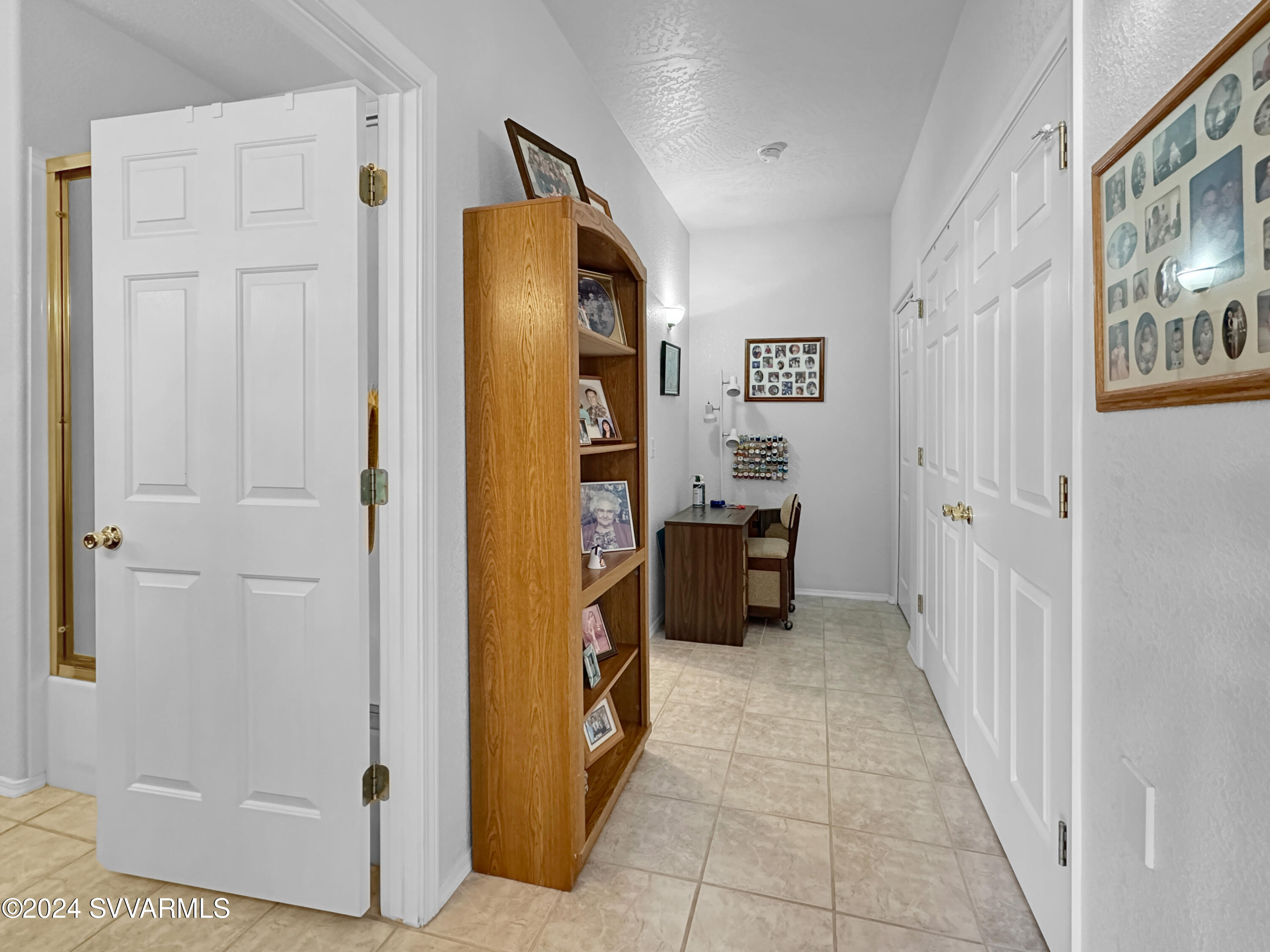 3695 E Juniper Drive