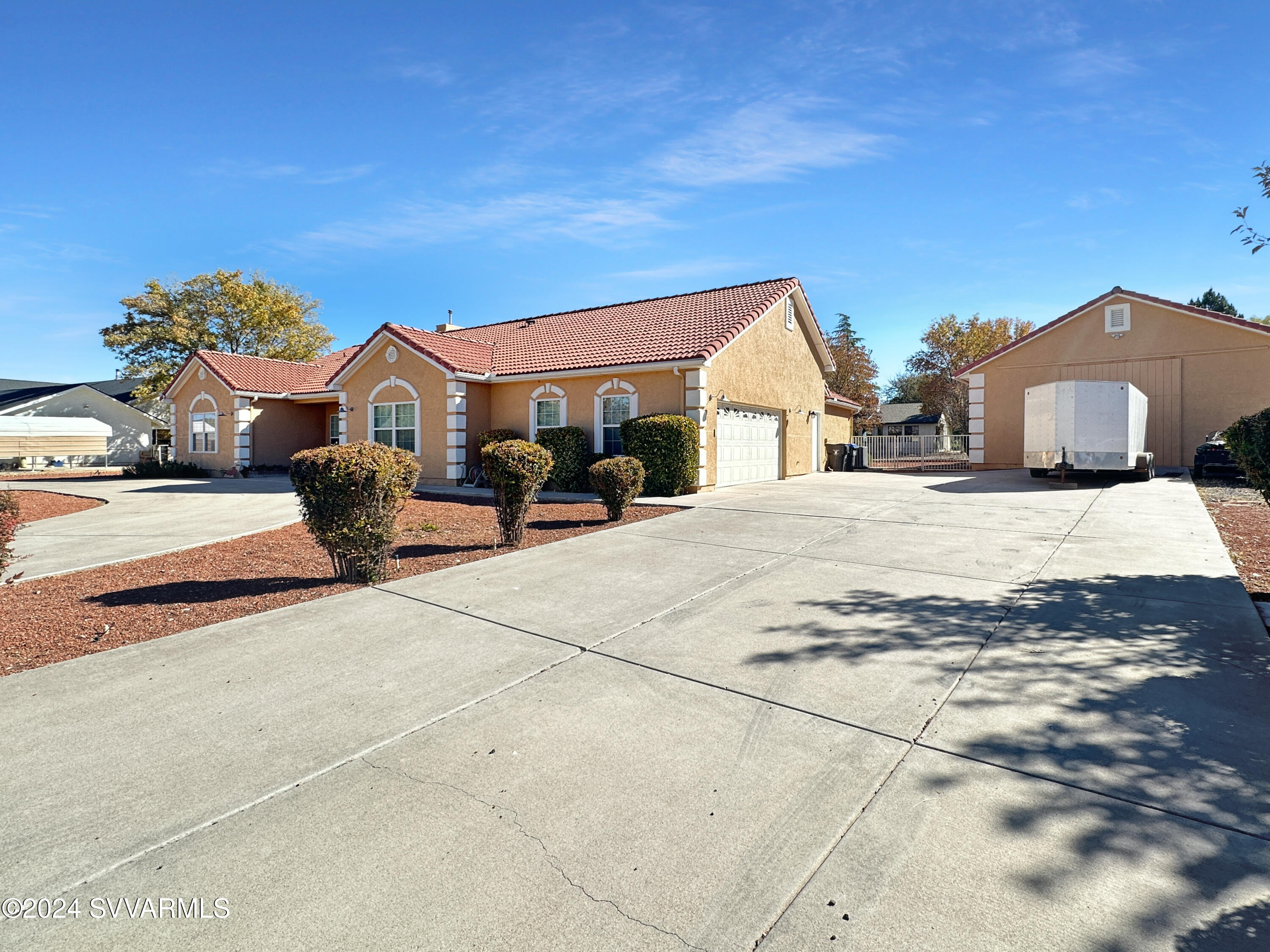 3695 E Juniper Drive