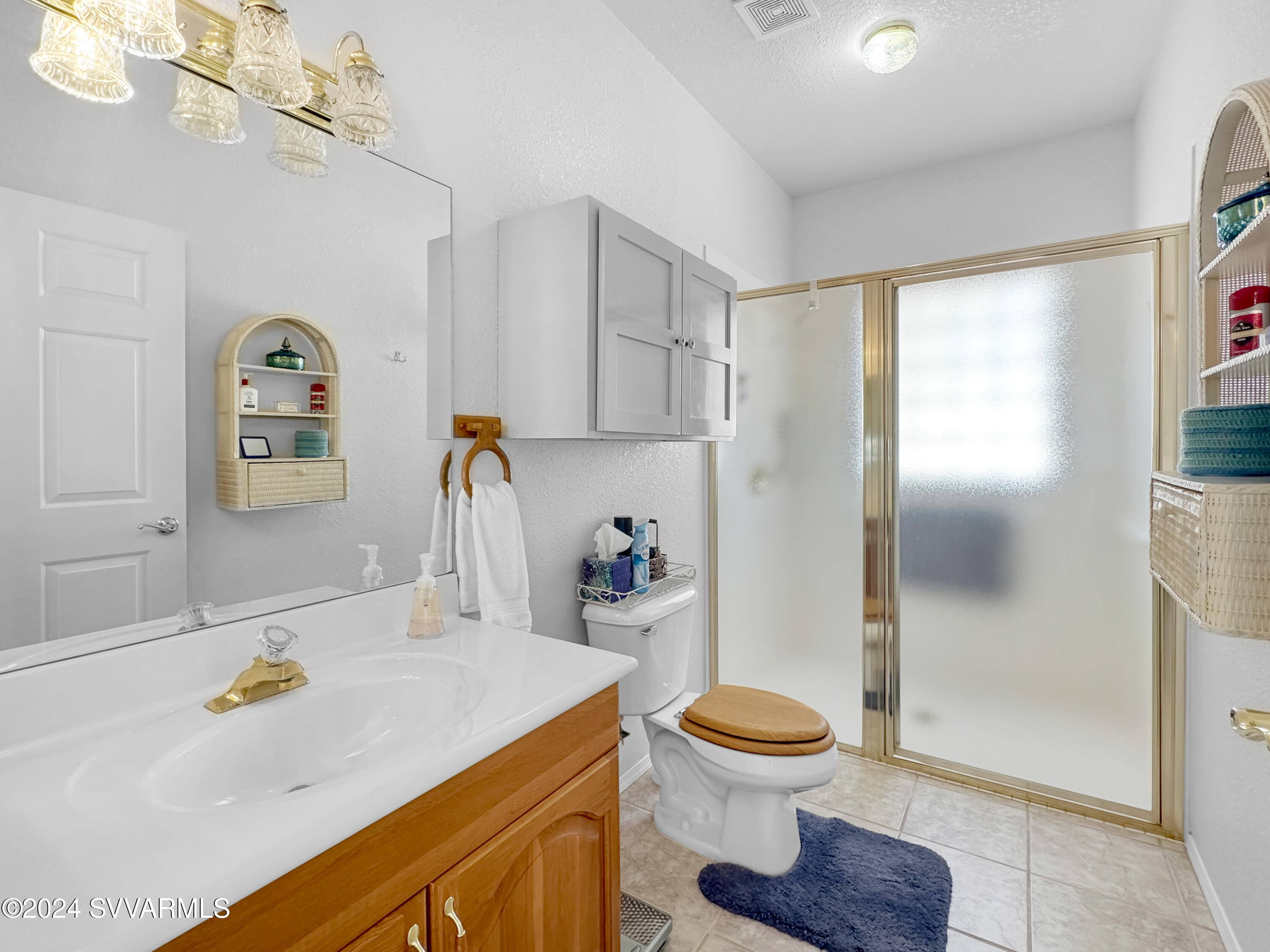 3695 E Juniper Drive