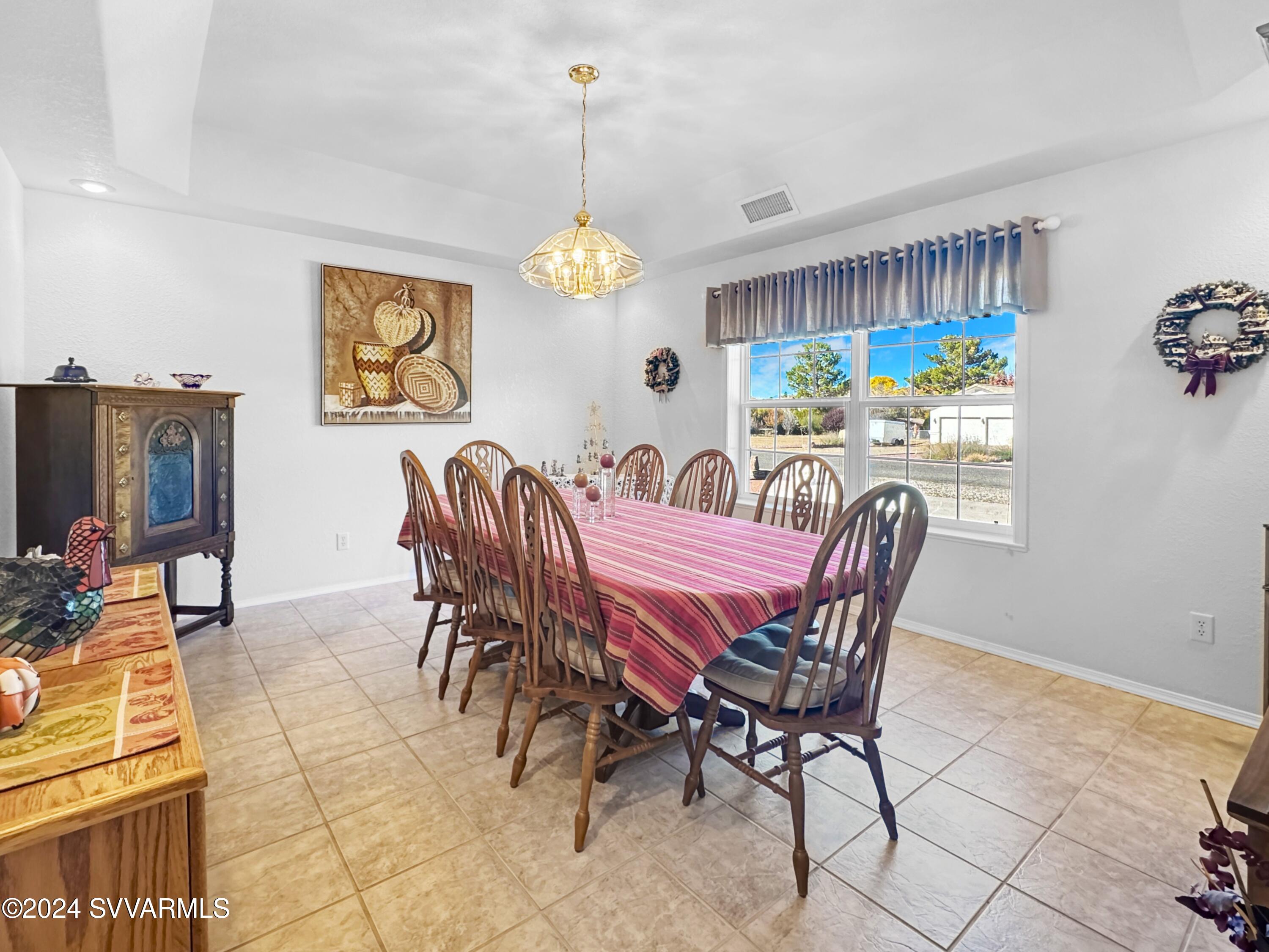 3695 E Juniper Drive