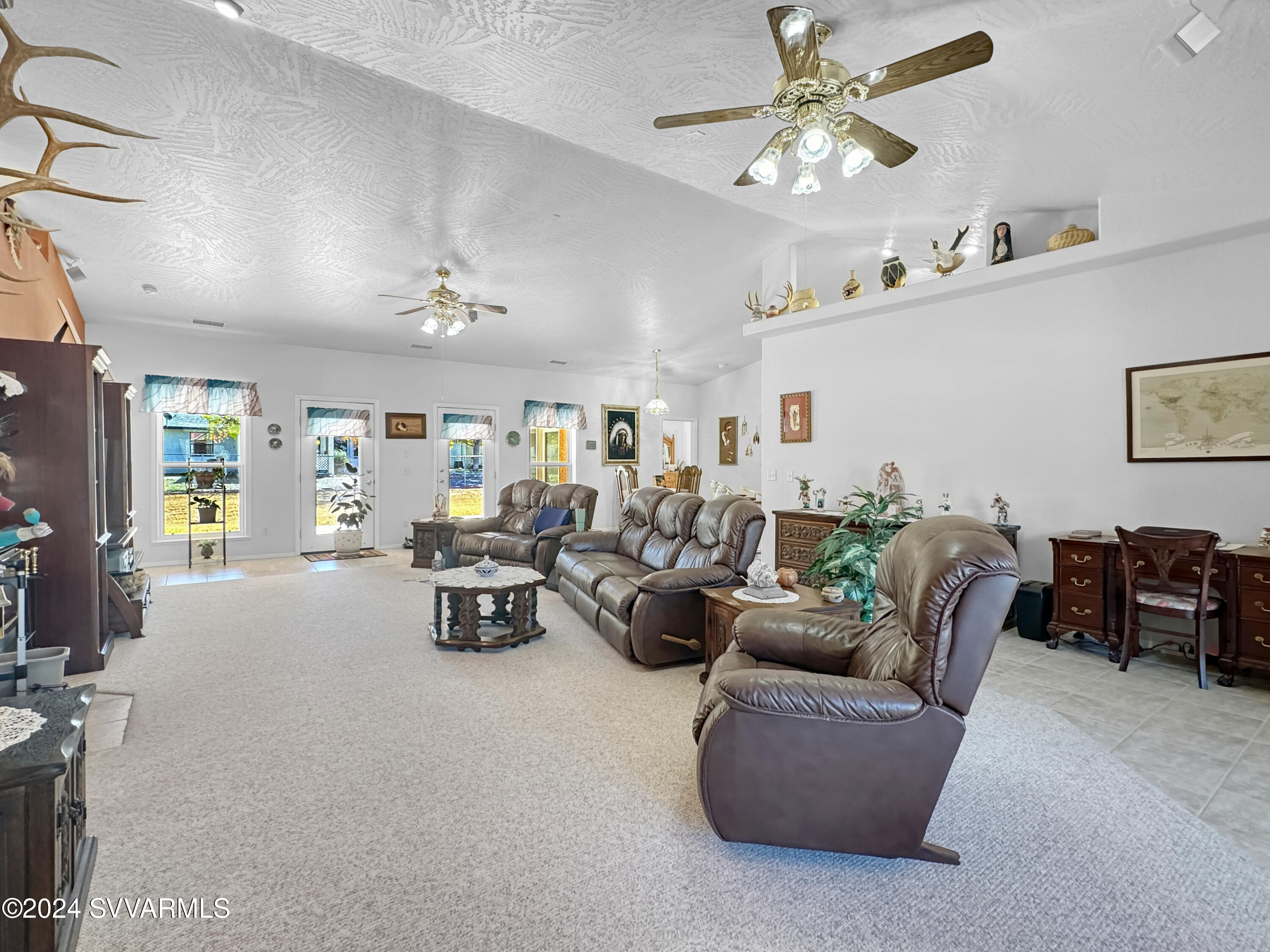 3695 E Juniper Drive