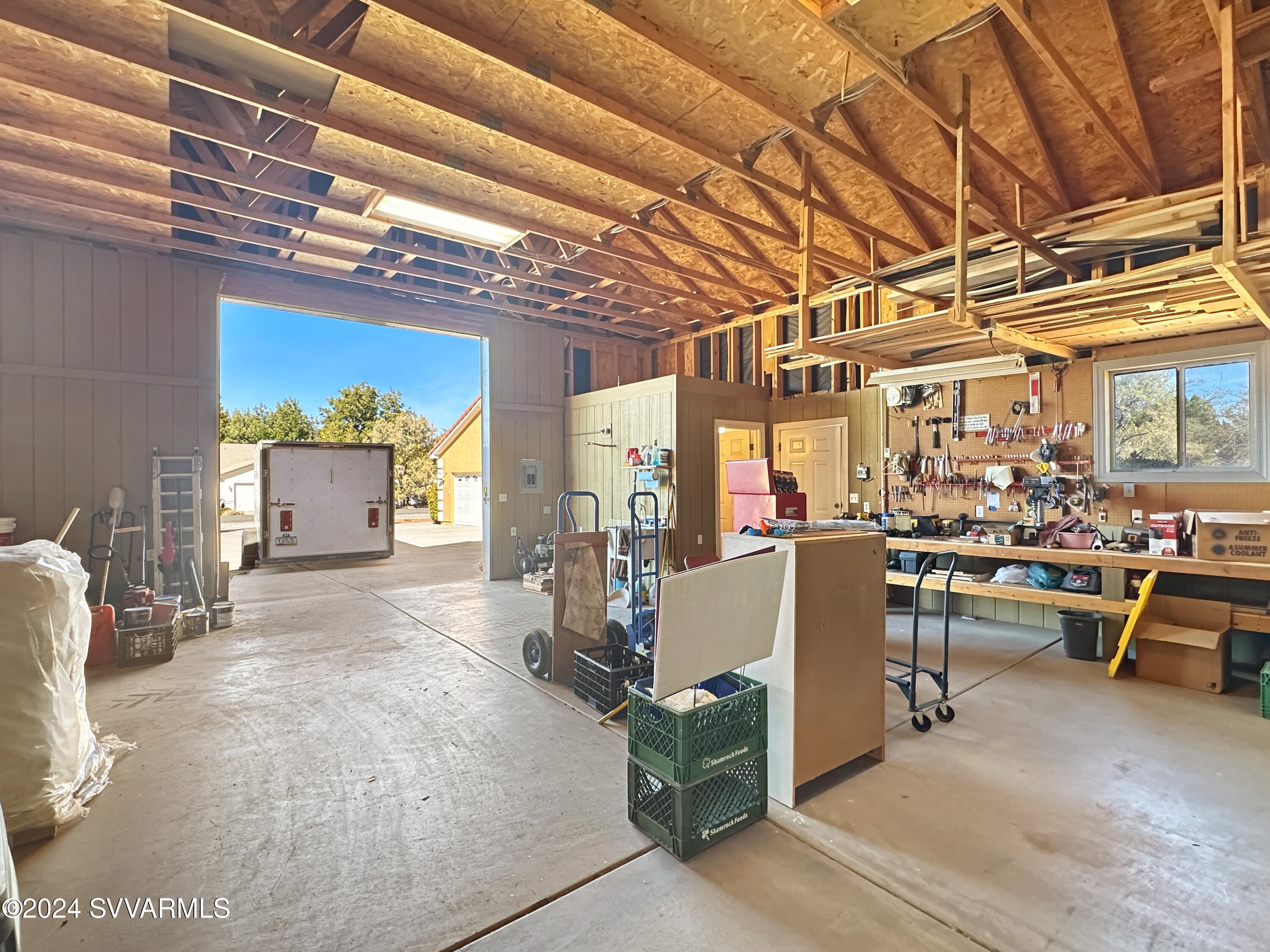 3695 E Juniper Drive