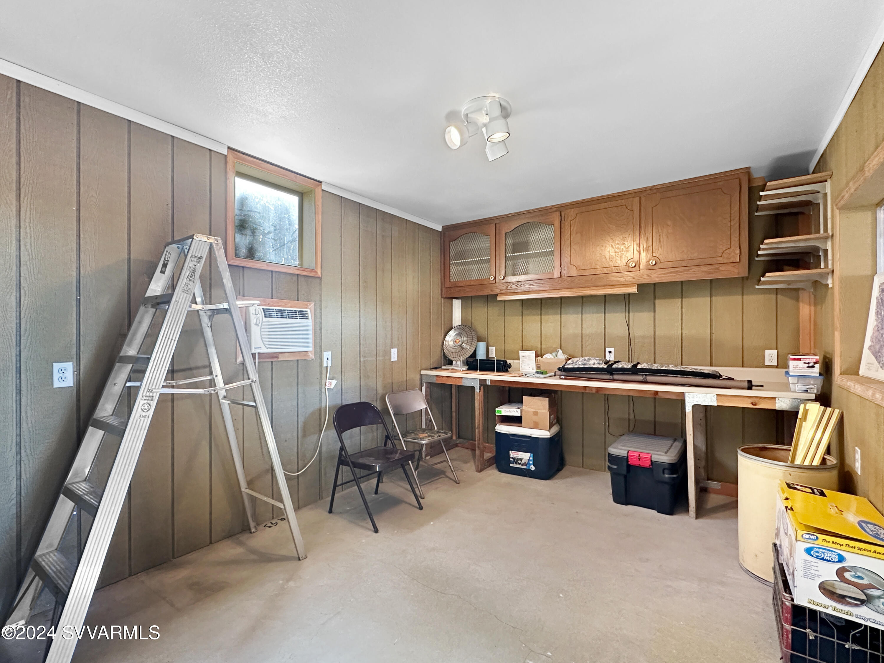 3695 E Juniper Drive