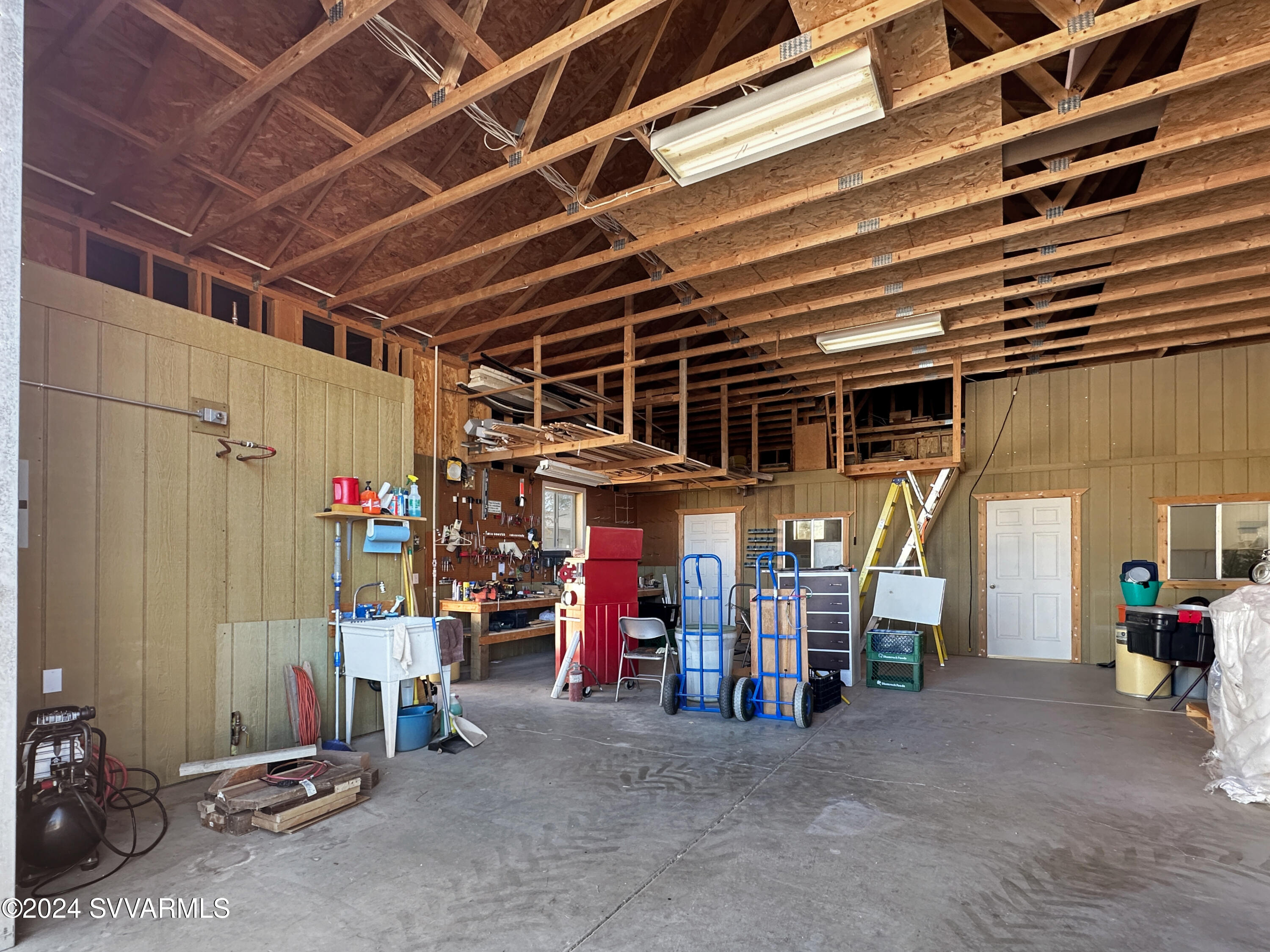 3695 E Juniper Drive