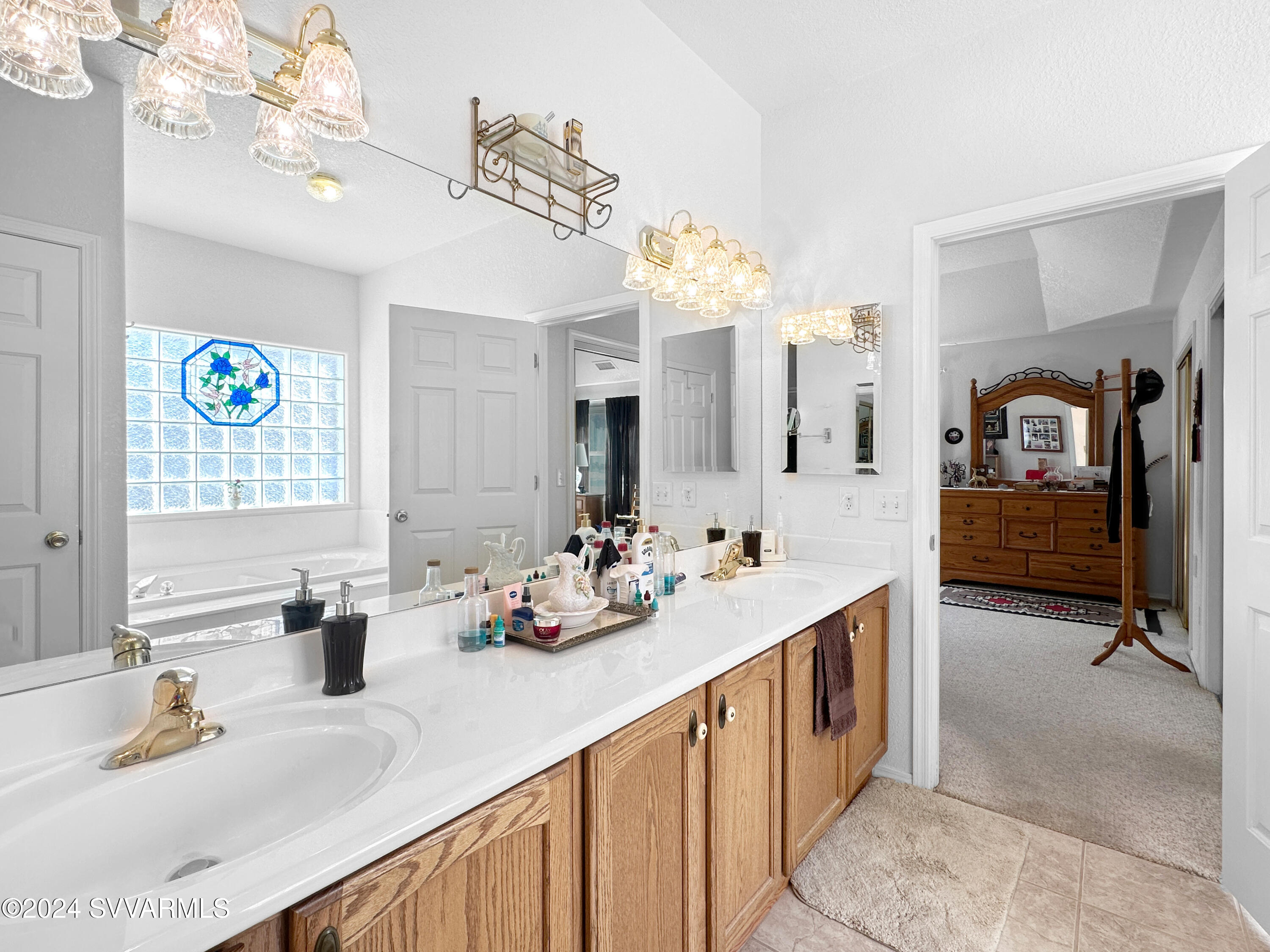 3695 E Juniper Drive