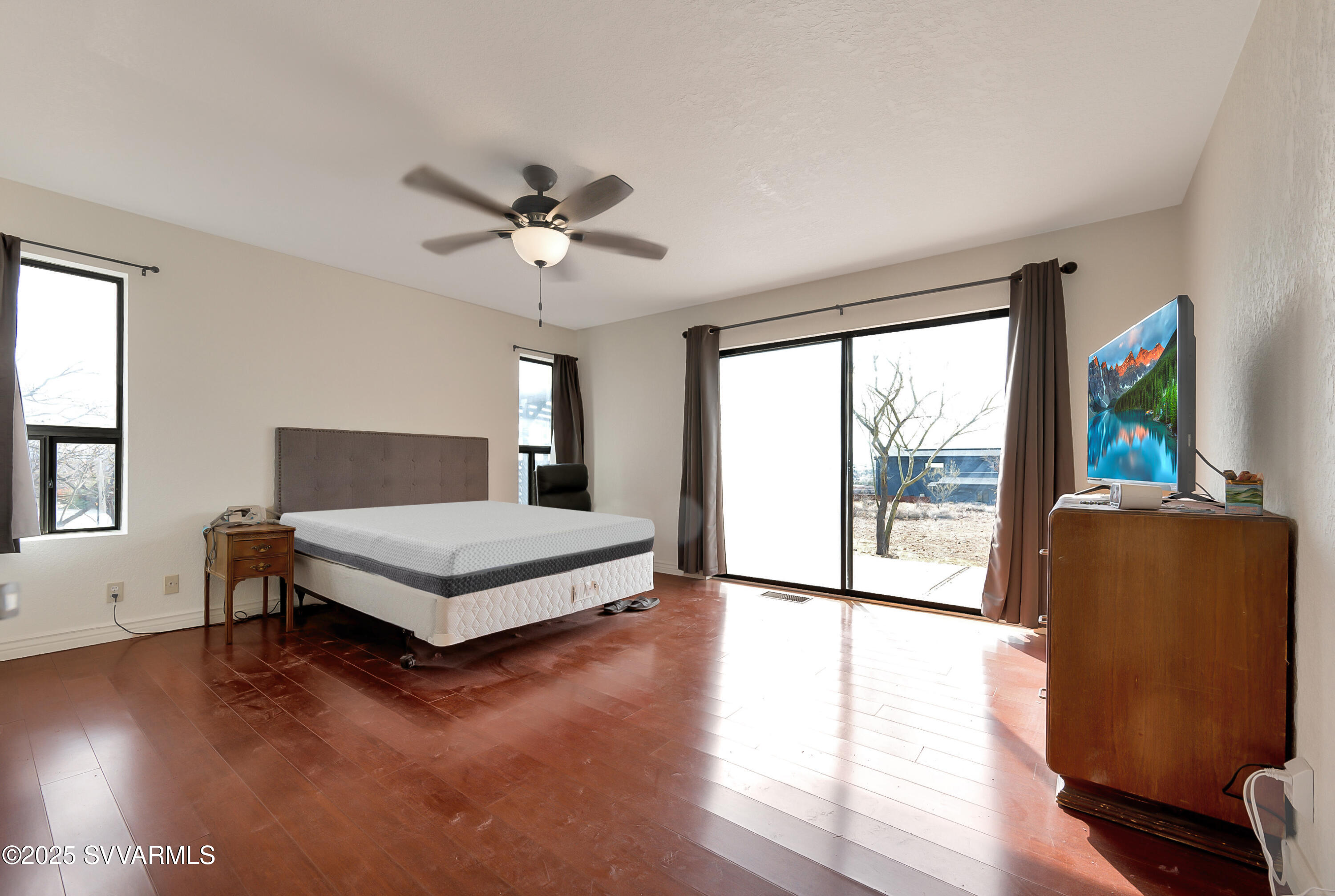 491 E Raven Hill Road