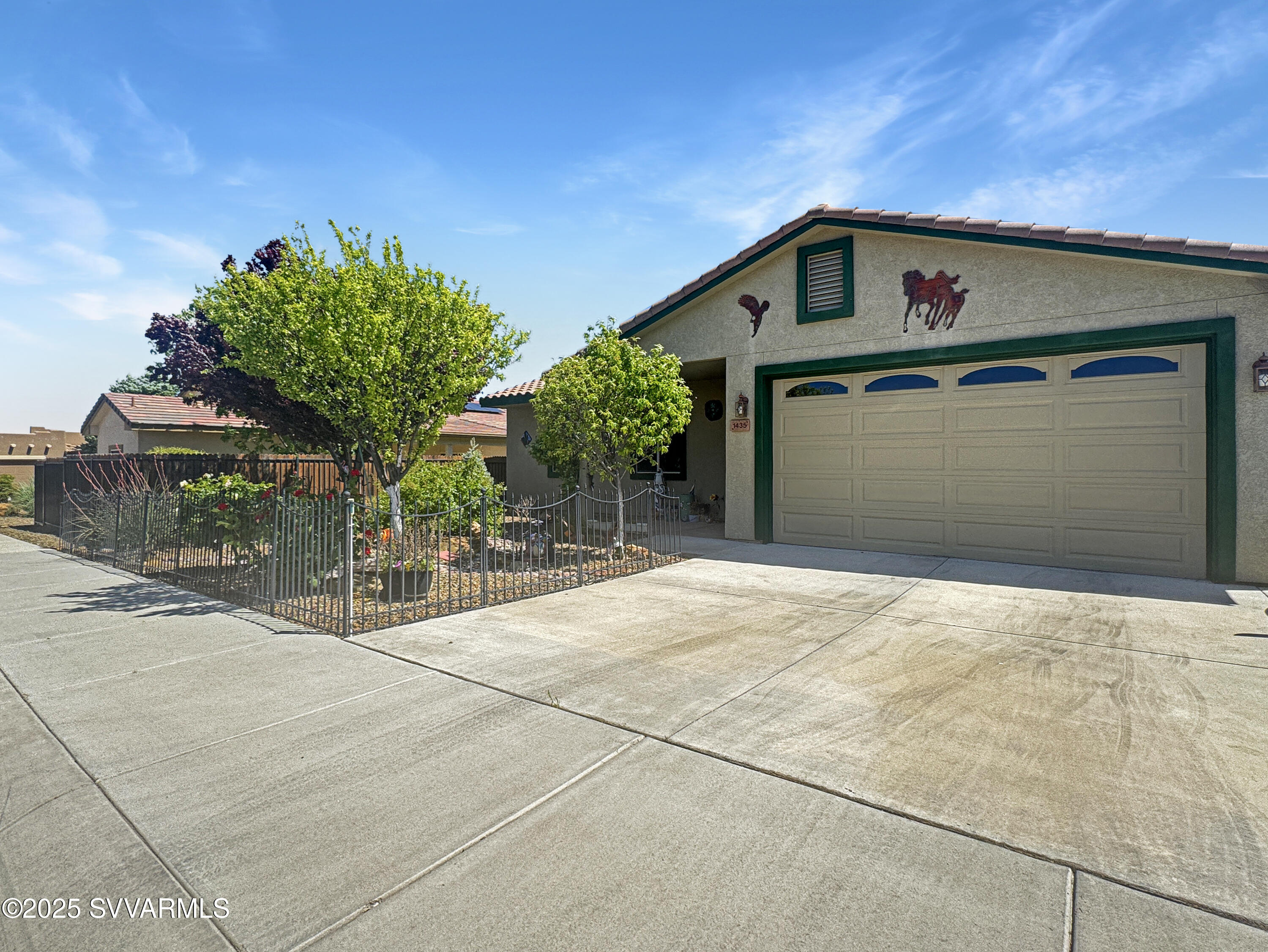 1435 N Eagle View Drive