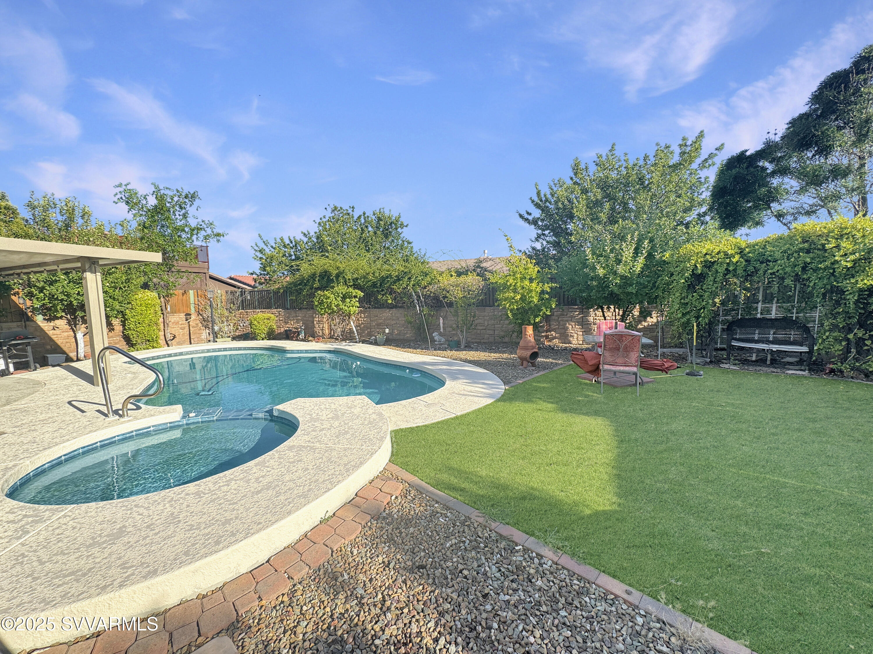 1435 N Eagle View Drive