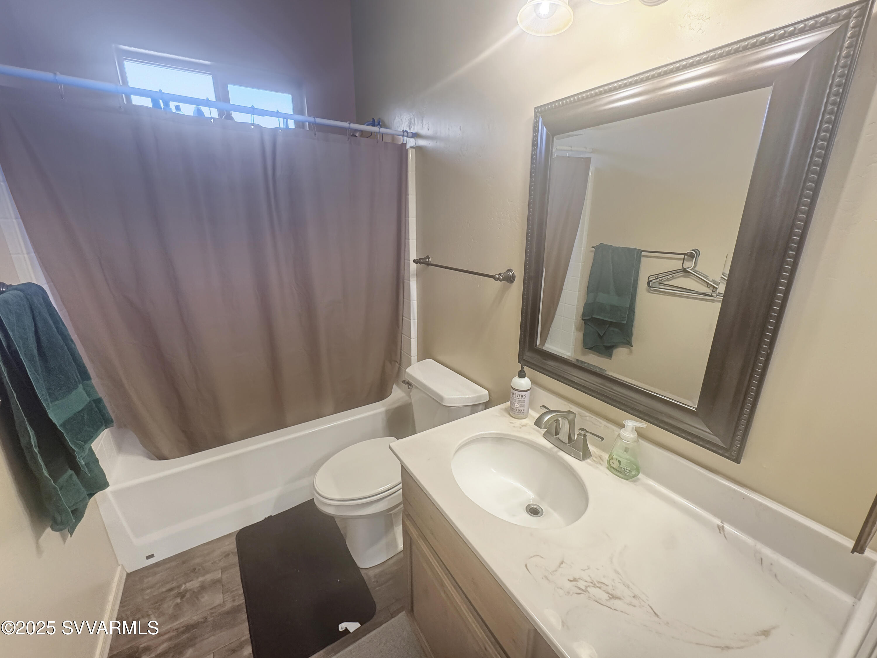 1435 N Eagle View Drive